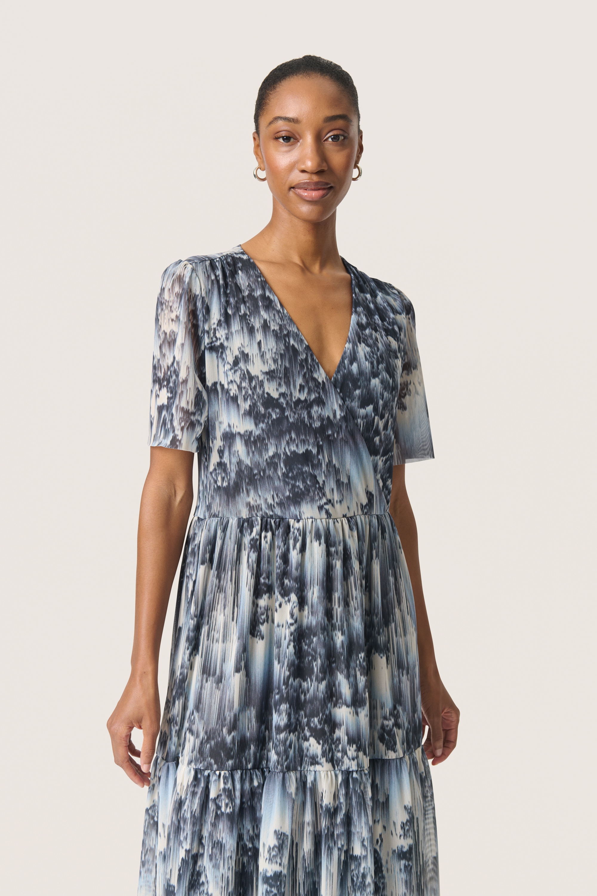 SOAKED IN LUXURY Jerseykleid »Jerseykleid SLAldora«