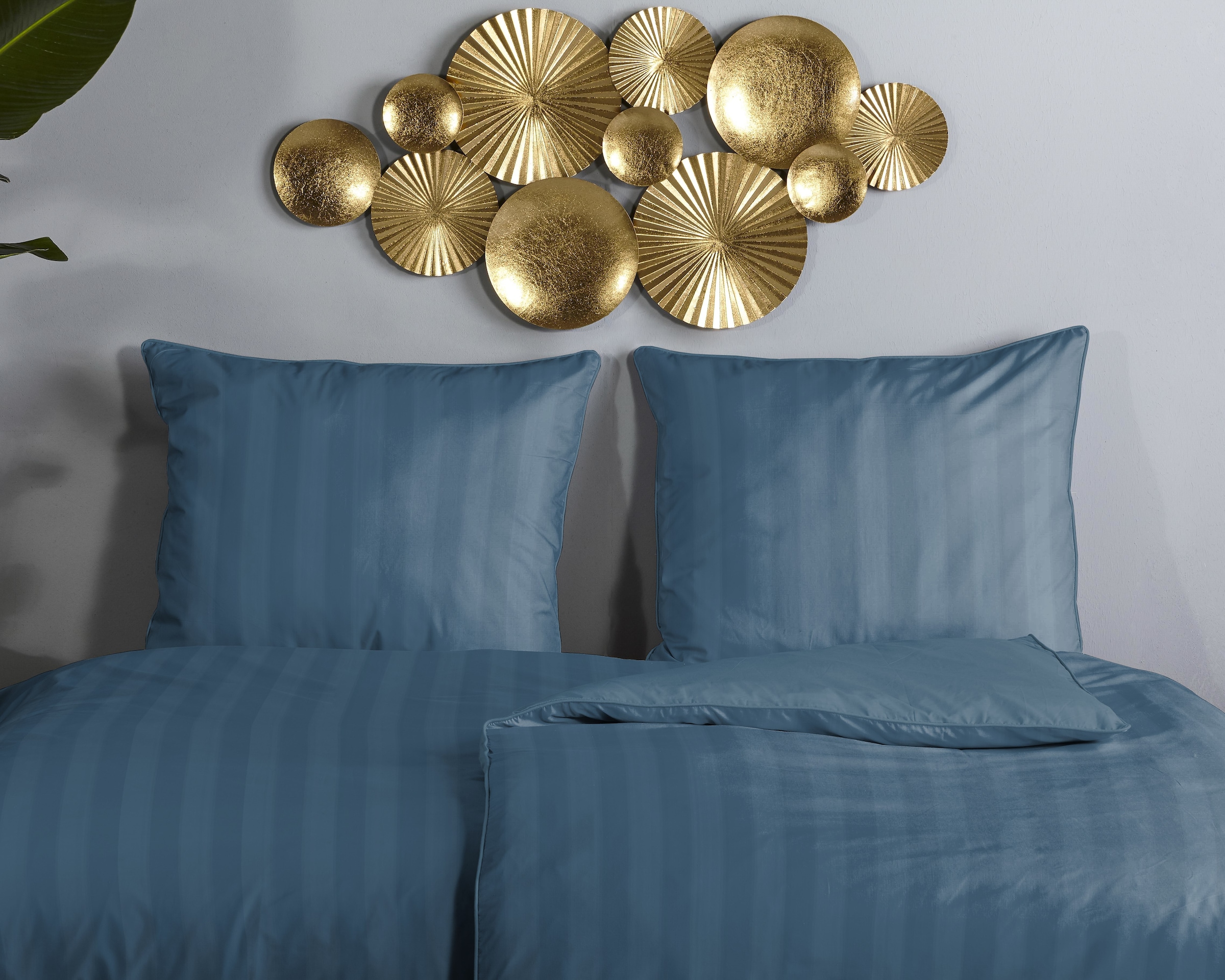 Descanso Wendebettwäsche »Hotel Sevilla« 2 Satin, Reißverschluss, Wende, Luxe, Streifen, uni