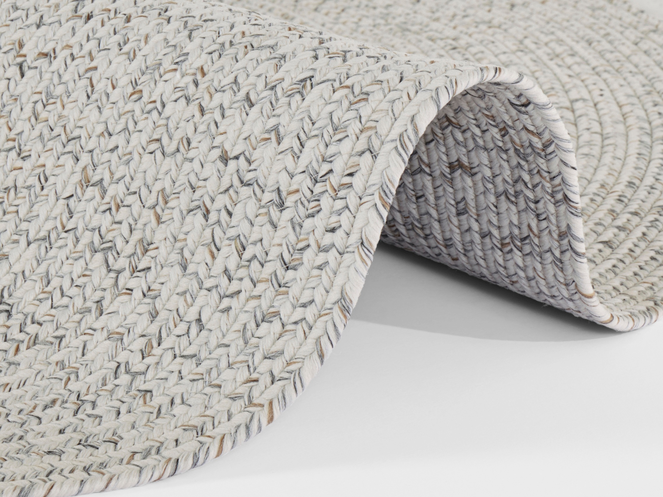 NORTHRUGS Teppich »Trenzado«, rund, 10 mm Höhe, In- & Outdoor, Handmade-Look, Gewebt, Wetterfest, Balkon, Wohnzimmer