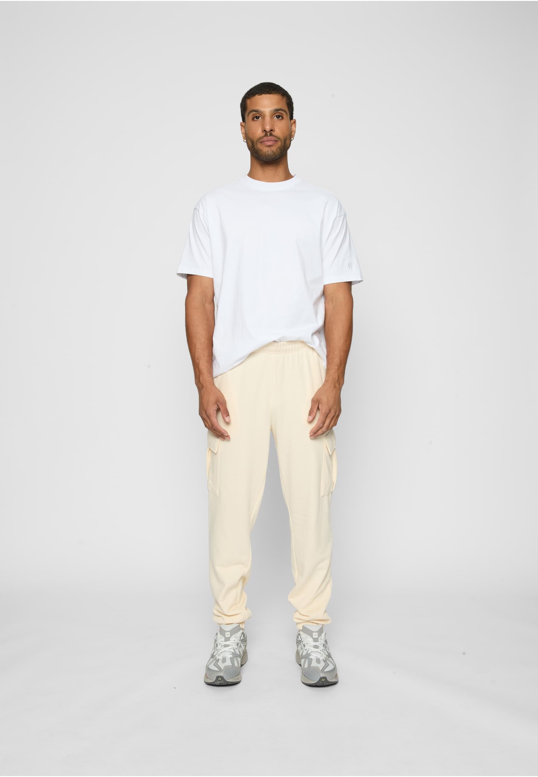 URBAN CLASSICS Jogginghose »Urban Classics Light Terry Wide Cargo Sweatpants«