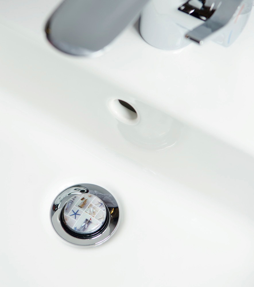 Sanilo Badaccessoire-Set »Meeresbrise«, (Komplett-Set, 3 tlg.), bestehend aus WC-Sitz, Badteppich und Waschbeckenstöpsel