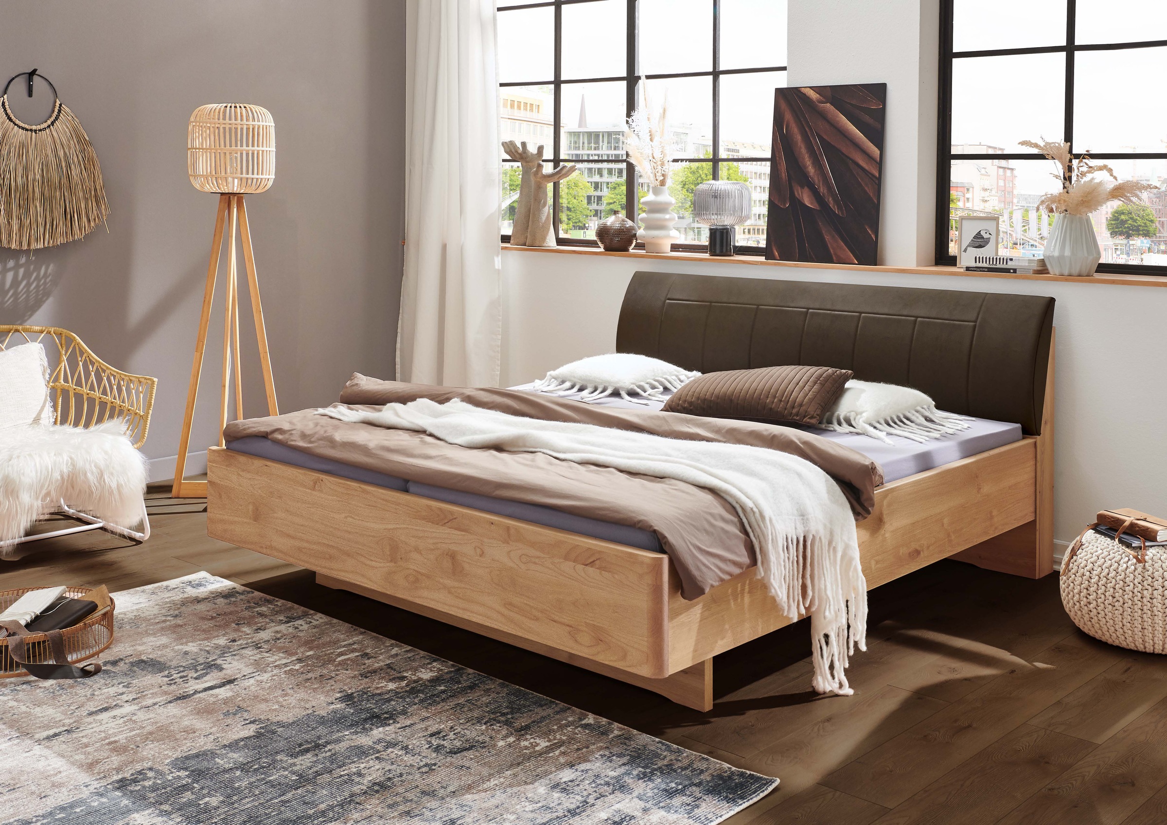 WIEMANN Holzbett »Cardiff, Bettgestell, Bettrahmen, teilmassiv, mit Polsterkopfteil«, (Belastbarkeit 110/220 Kg, 4-fache höhenverstellbar, MADE IN GERMANY), Fußteil aus Massivholz, verschiedene Größen