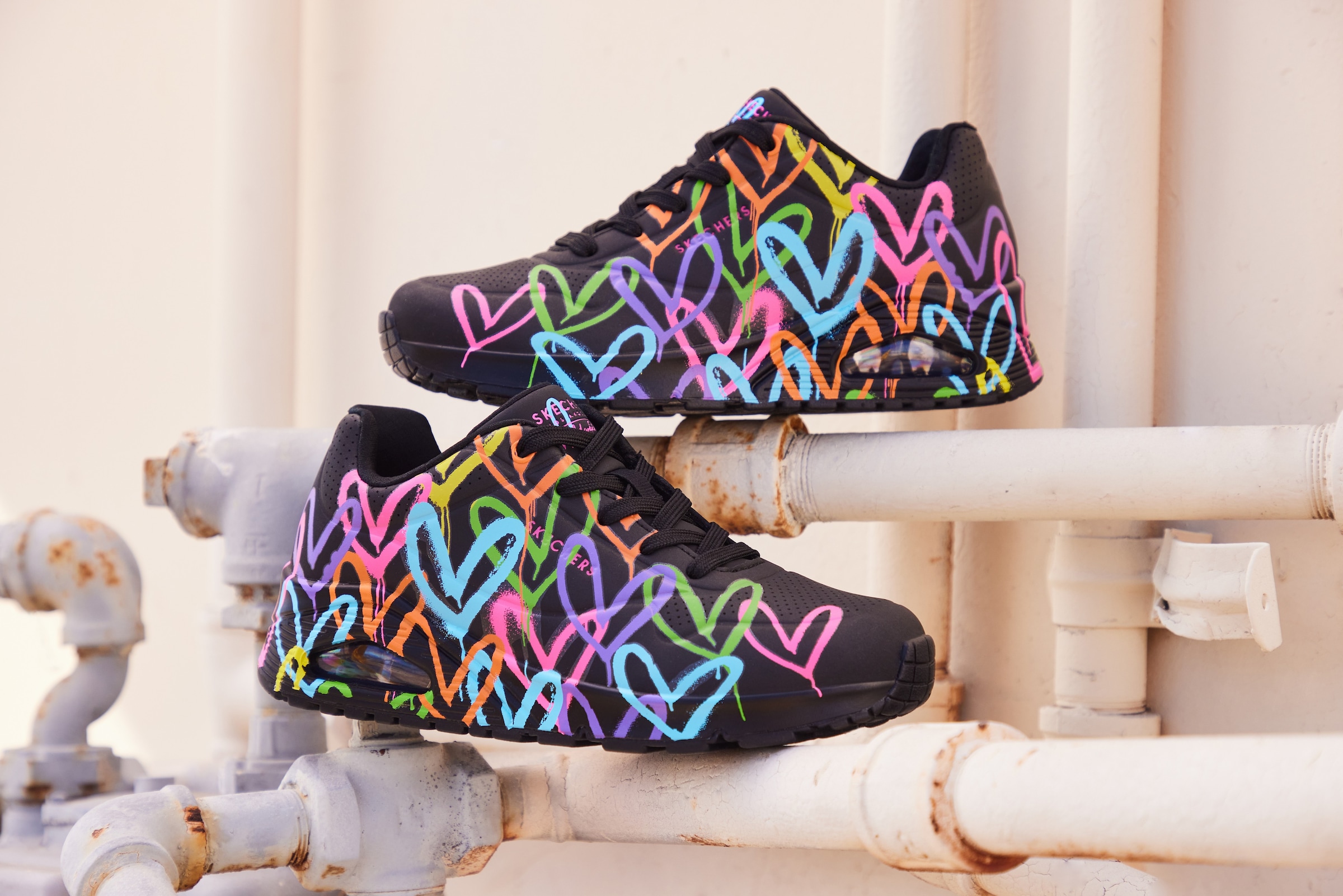 Skechers Sneaker »UNO - HIGHLIGHT LOVE«, Freizeitschuh, Halbschuh, Schnürschuh mit Herzchen-Print