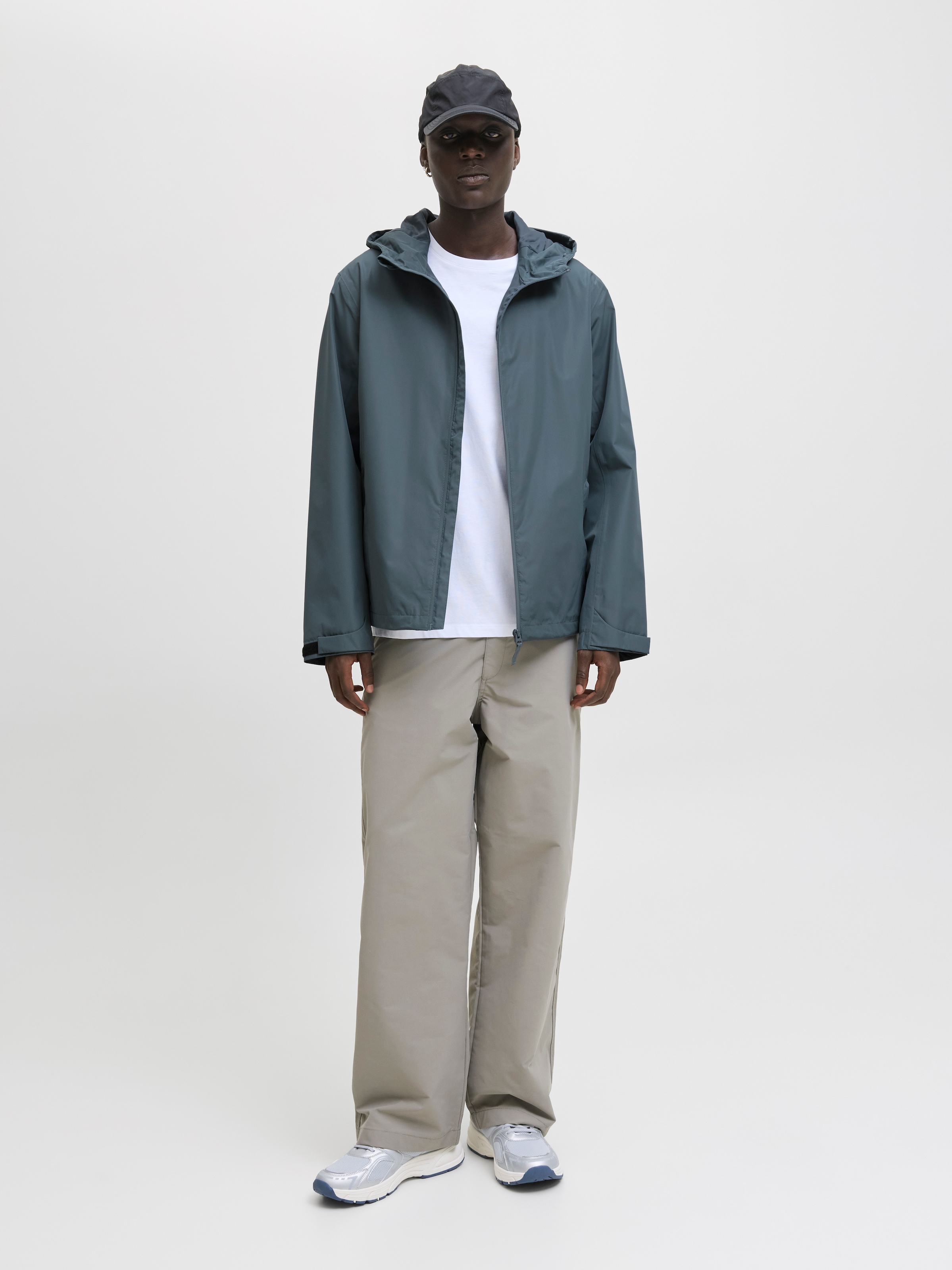 Jack & Jones Outdoorjacke »JJEFLYNN FUNCTIONAL JACKET NOOS«, mit Kapuze