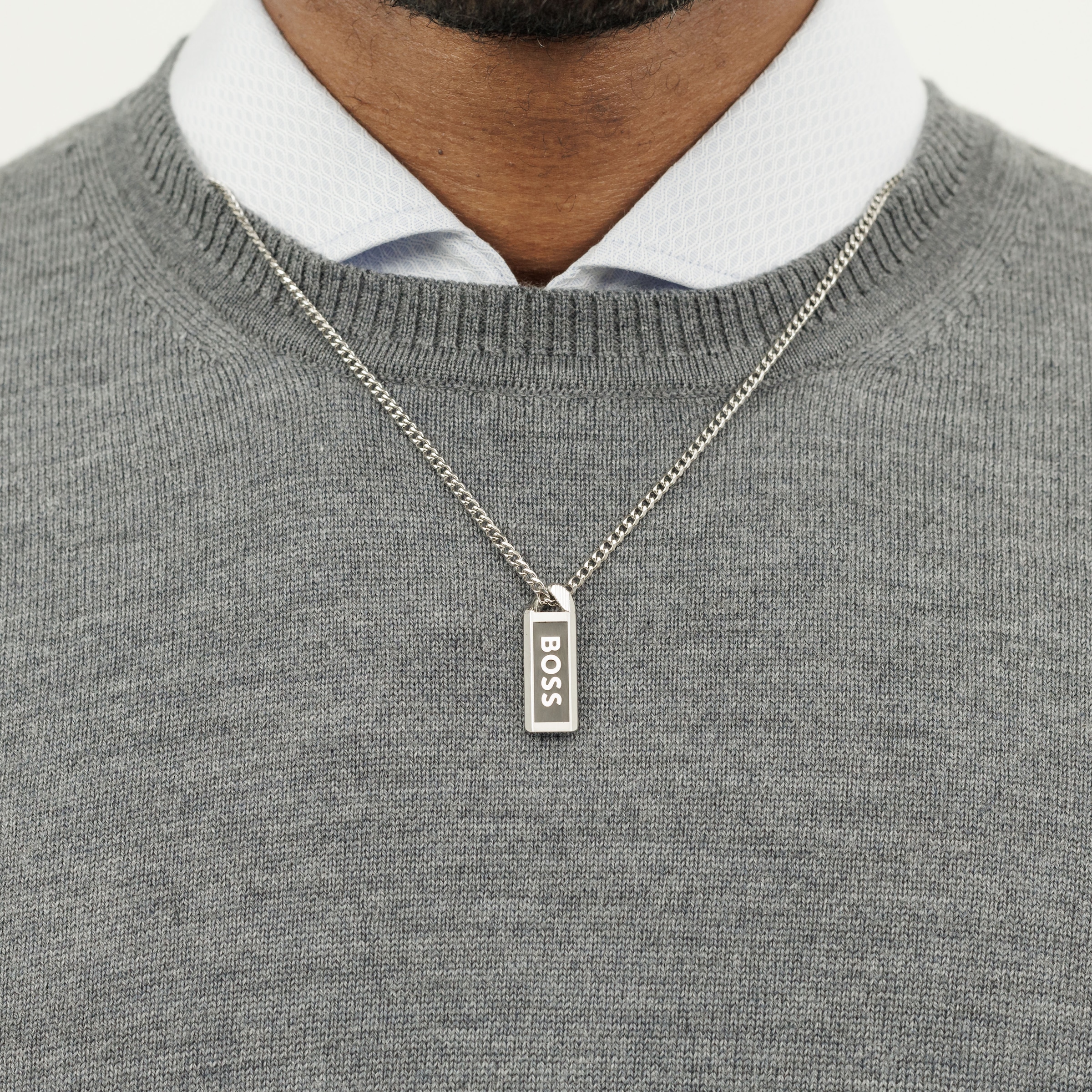BOSS Kette mit Anhänger »KASSY EMBLEM, 1580677«, mit Emaille