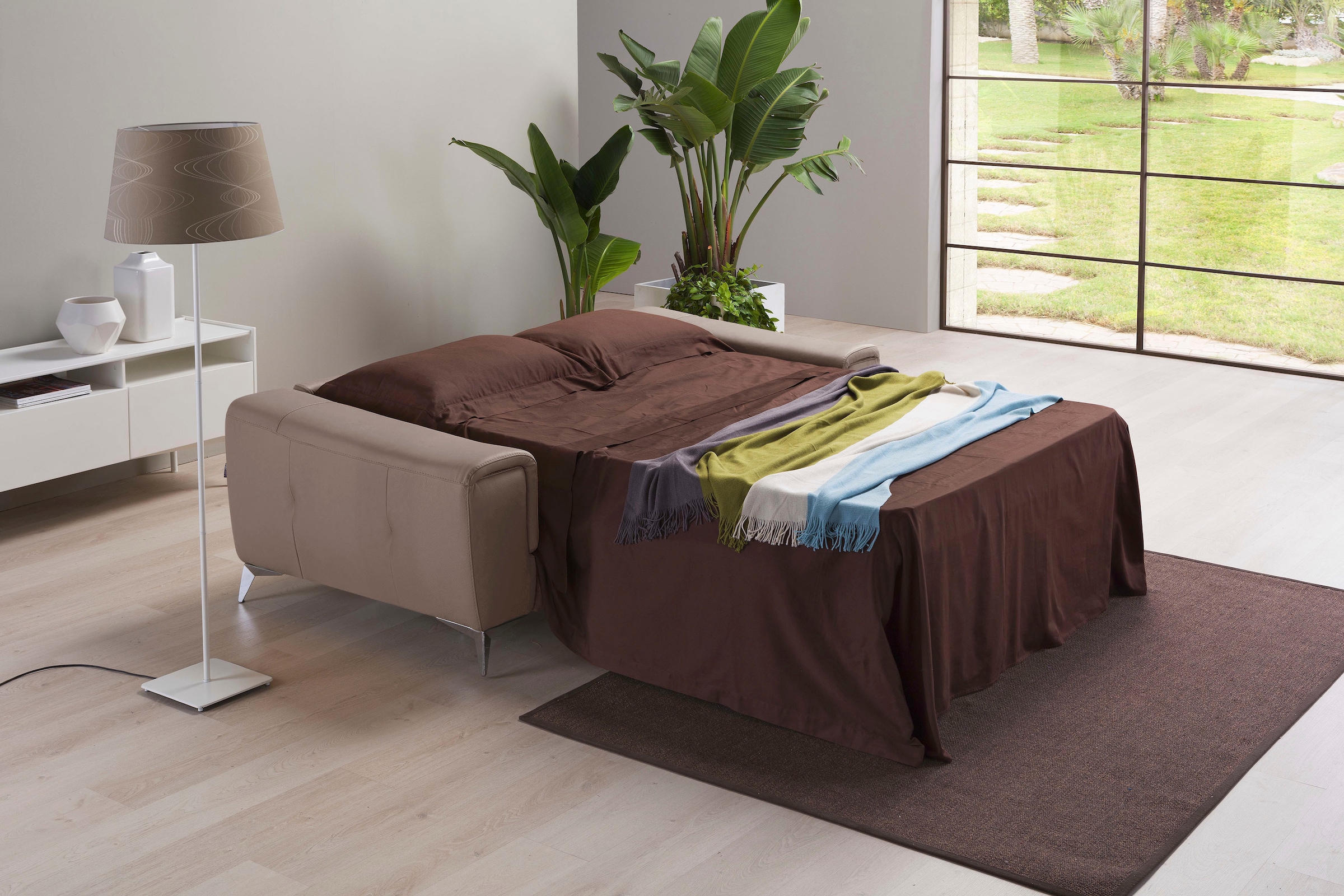 Egoitaliano Schlafsofa »Francine, Designsofa, Loungesofa mit Dauerschlaffunktion, Bettfunktion«, hochwertiger Metallbettrahmen & Matratze, Kopfteil manuell verstellbar
