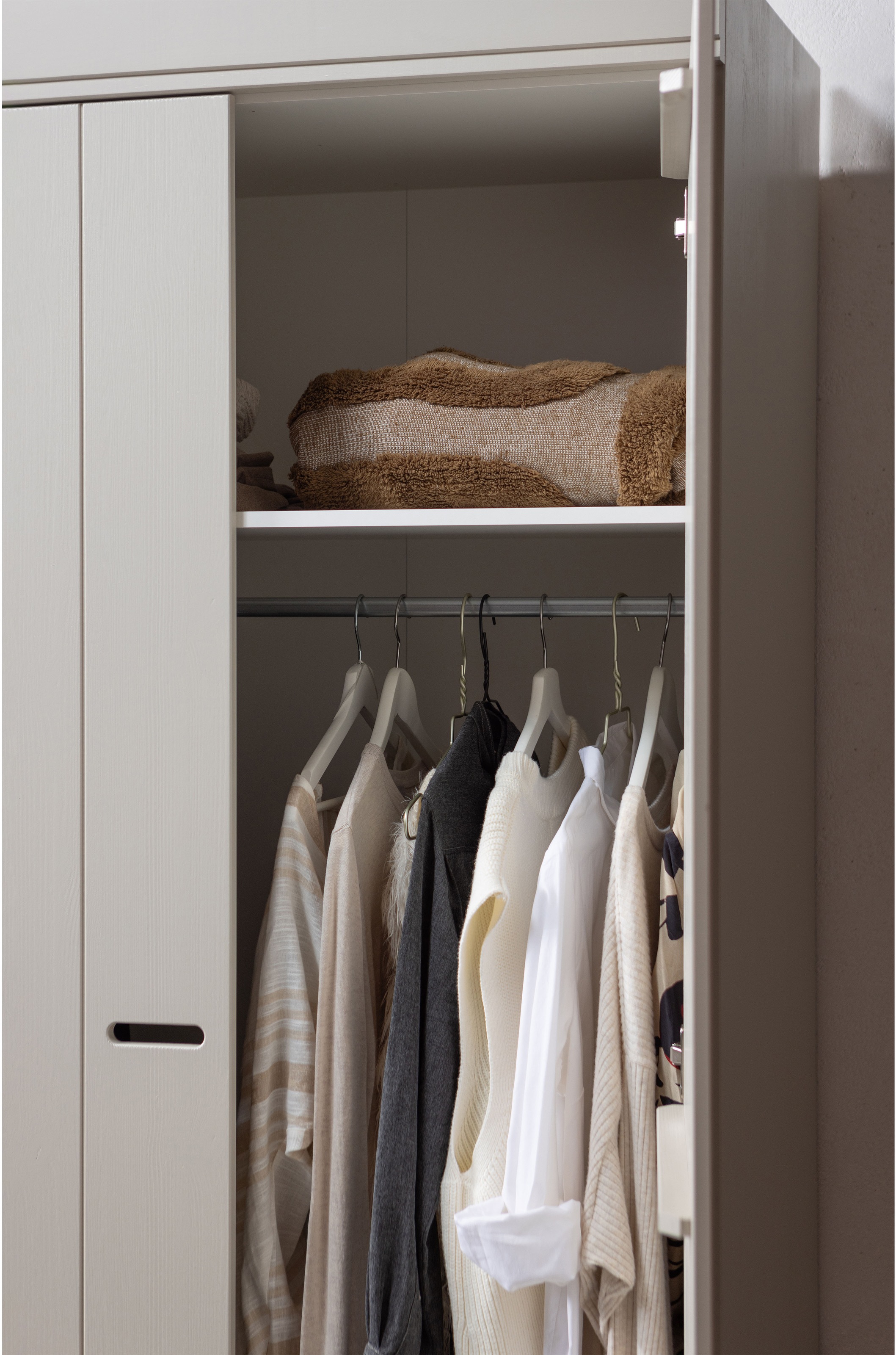 WOOOD Kleiderschrank »Connect Garderobenschrank, Mehrzweckschrank  mit Schubkästen« 2-türiger Kleiderschrank Connect aus FSC-Kiefer, modular & praktisch