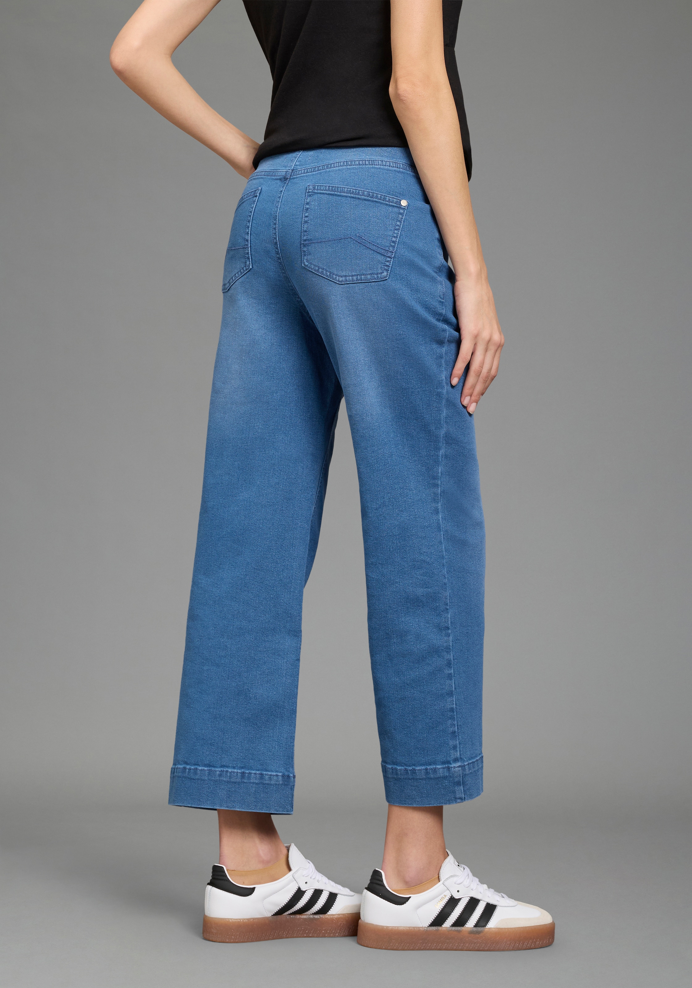 Neun Monate Umstandsjeans »7/8 Loose fit Umstandsjeans« gerader Beinverlauf, mit elastischem Gummizug, mit Stretch-Anteil