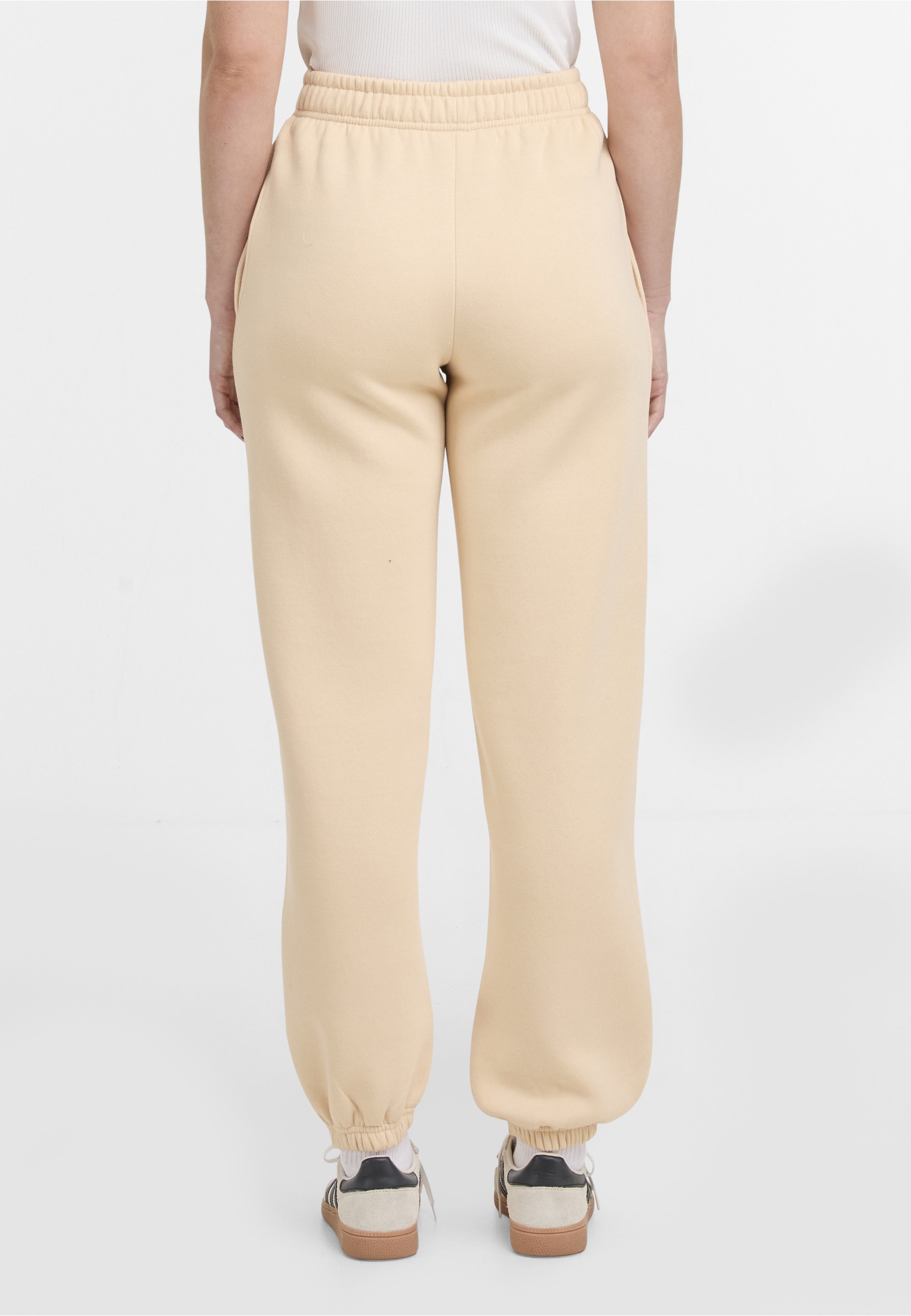 URBAN CLASSICS Jogginghose »Urban Classics Ladies Basic Essential Sweatpants«