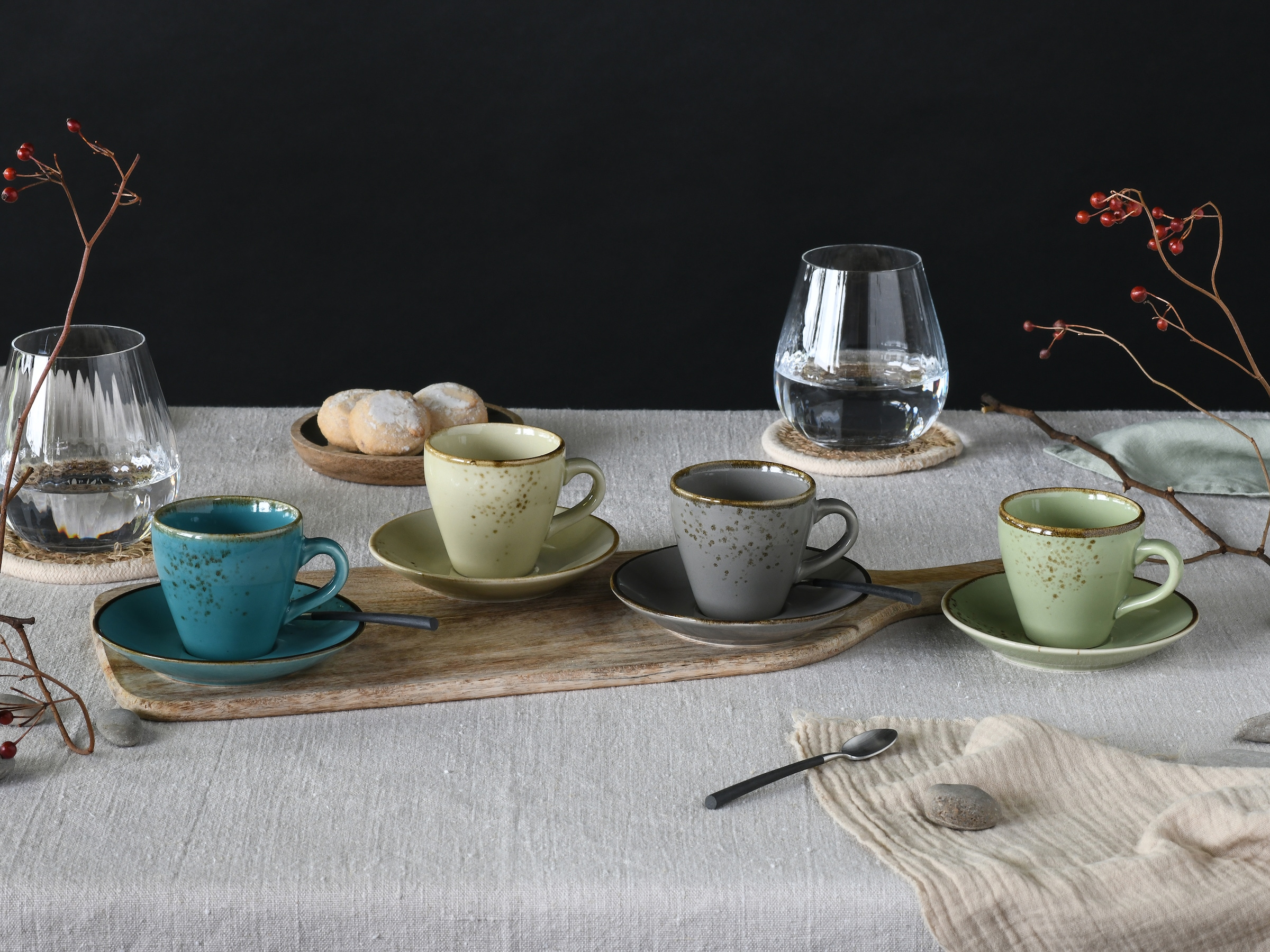 CreaTable Espressotasse »Kaffeetasse NATURE COLLECTION« Tassen Set, naturfarben mit Sprenkel, 4 Tassen, 4 Untertassen