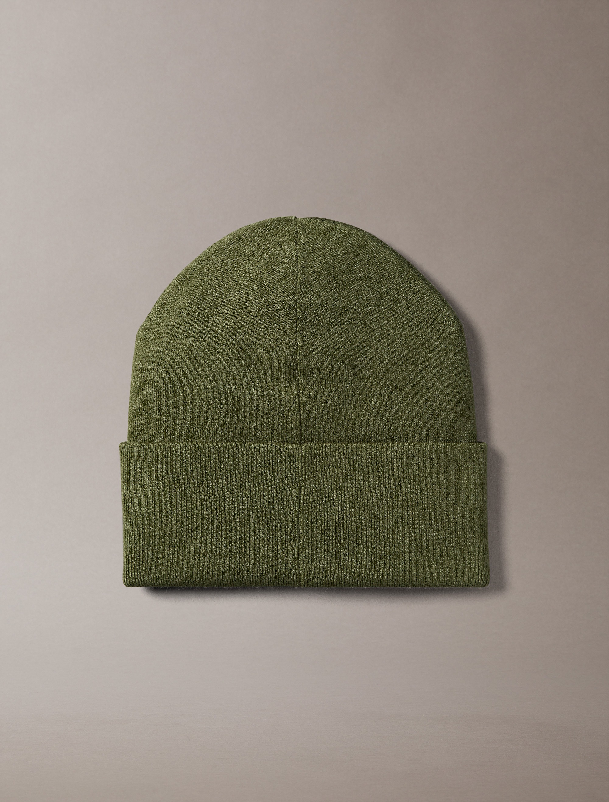 Calvin Klein Beanie »MONOLOGO PATCH BEANIE« Perfekt für den Alltag