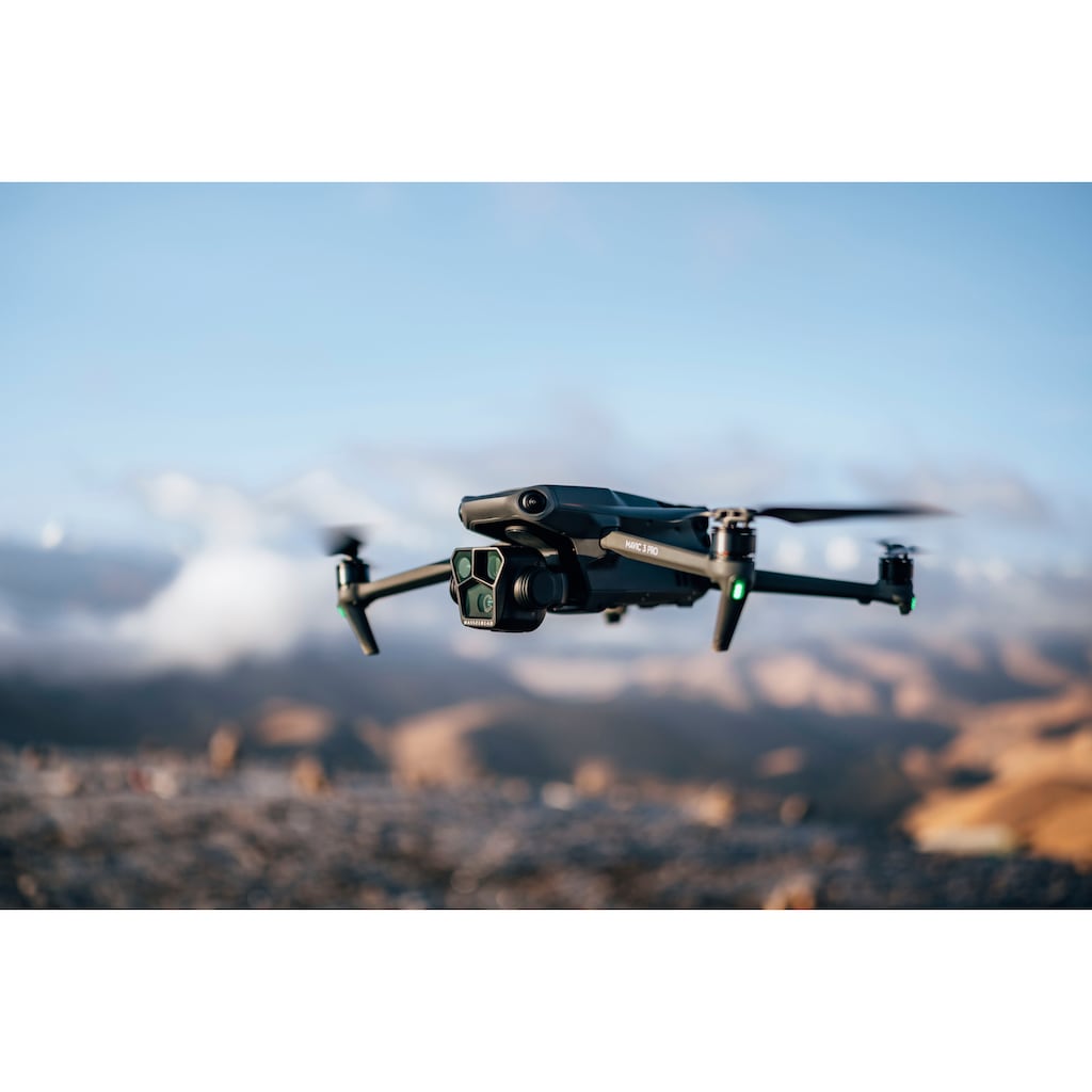 DJI Drohne »Mavic 3 Pro Fly More Combo (DJI RC PRO)«