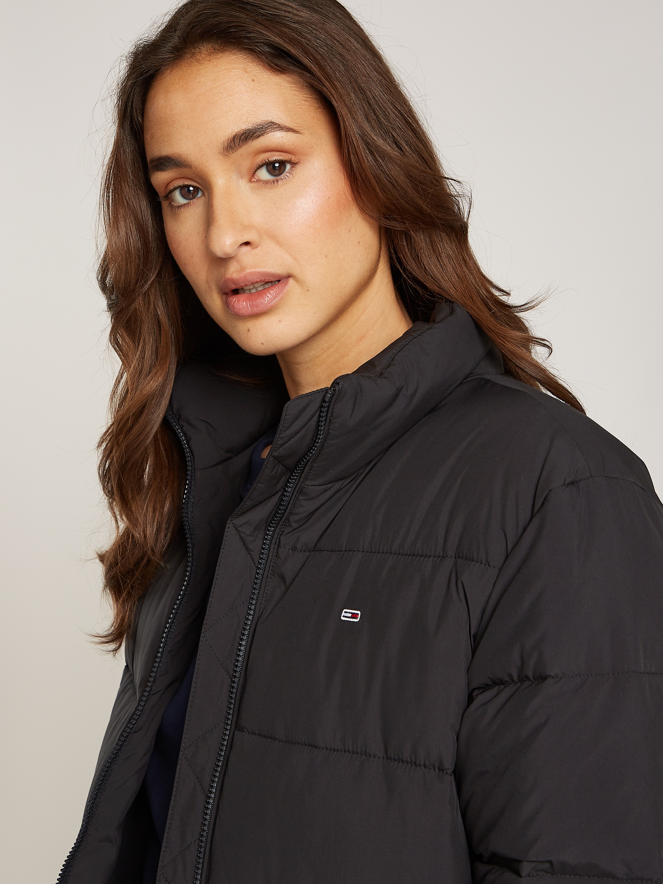 Tommy Jeans Steppmantel »TJW MAXI ESSENTIAL PUFFER«, in Maxi-Länge