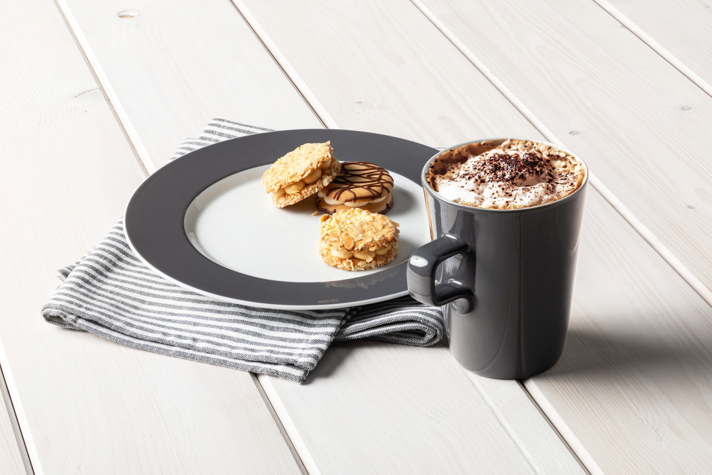 Seltmann Weiden Becher »No Limits Moments«, (1 tlg.), Becher mit Henkel 0,45 l