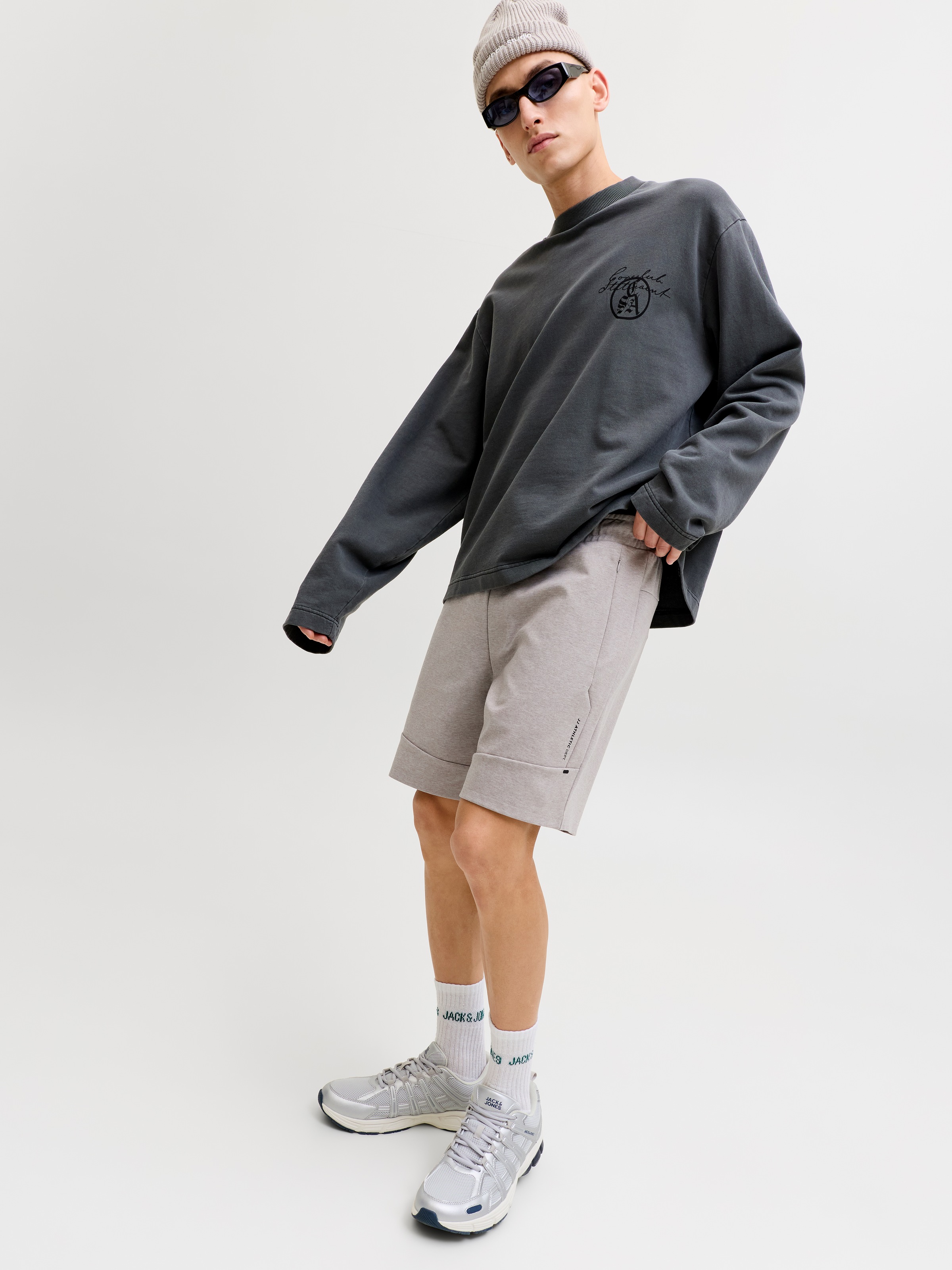 Jack & Jones Sweatshorts »JPSTGORDON BASE SWEAT SHORTS SRT SN«  Materialmix mit Stretch, regular fit