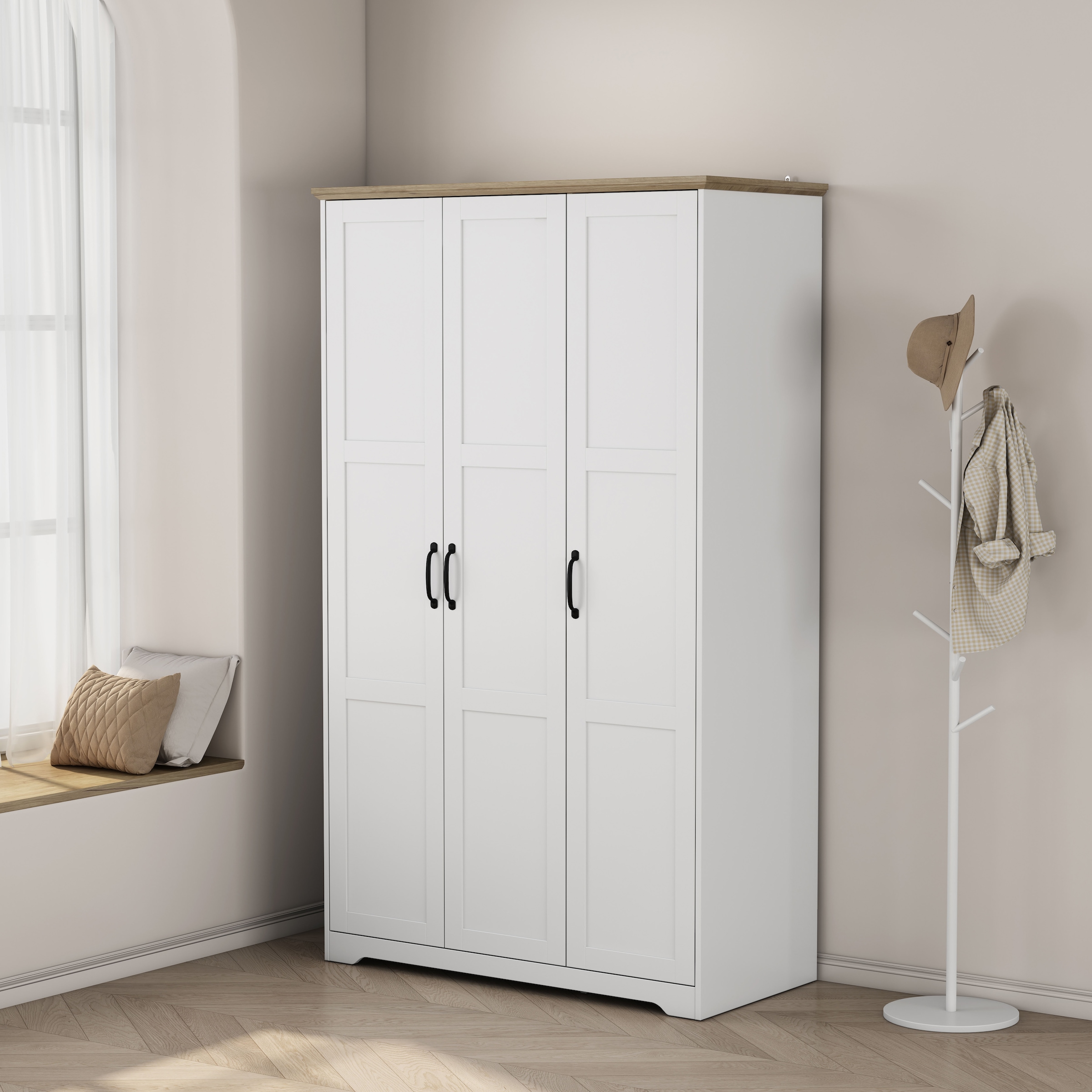 OTTO home Kleiderschrank »Emmilia Schrank Schlafzimmerschrank im Landhaus Design« Mit vielen Einlegeböden und Softclose,  Landhaus Schrank mit  3 Türen Breite 113,4cm, Höhe 2m