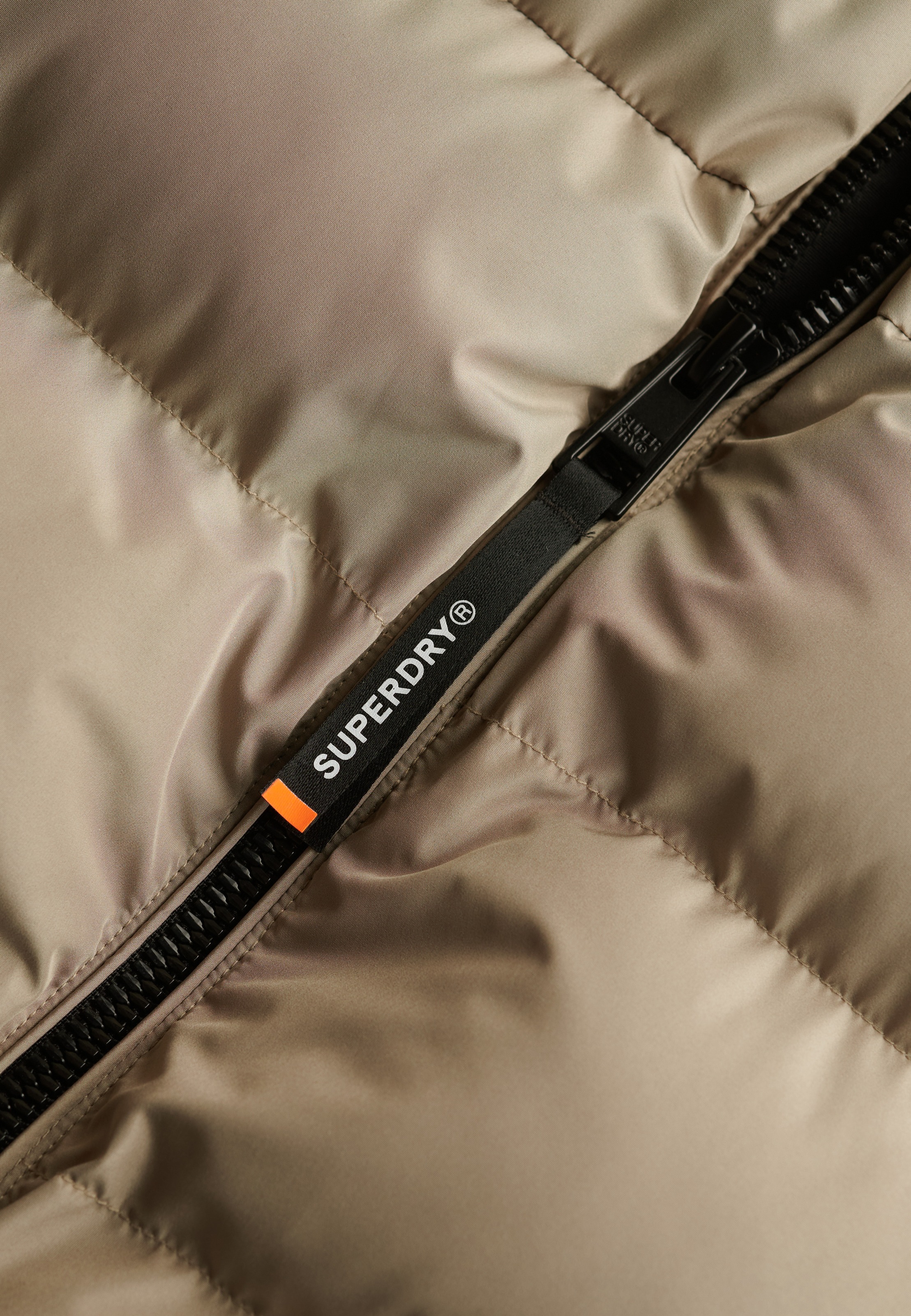 Superdry Steppjacke »HOODED SPORTS PUFFER JACKET«, mit Kapuze