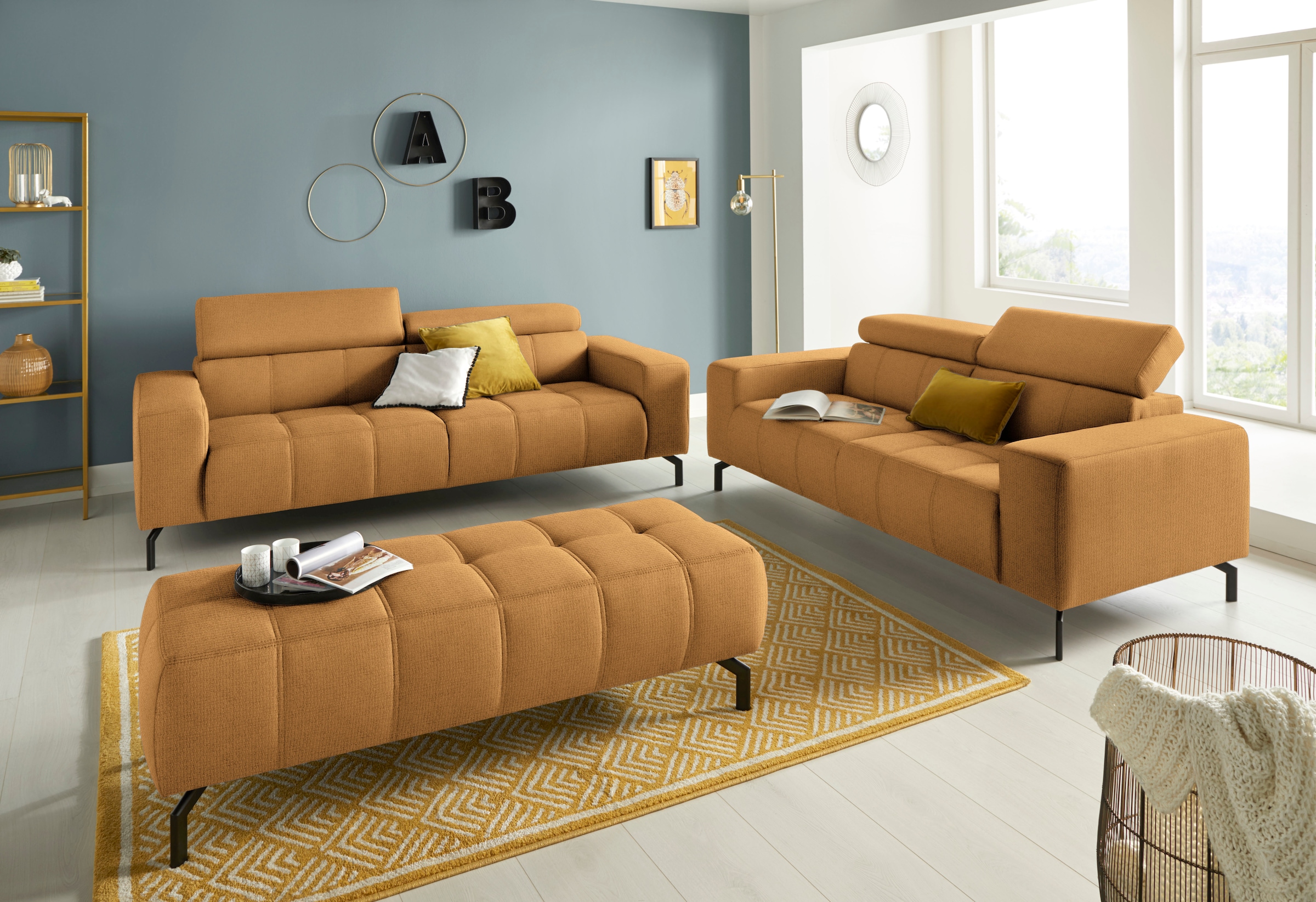 DOMO collection 2-Sitzer »Cunelli zeitlos und elegant, moderne Sitznähte als Designelement,«, wahlweise mit 6-fach verstellbaren Kopfteilen, fester Sitzkomfort