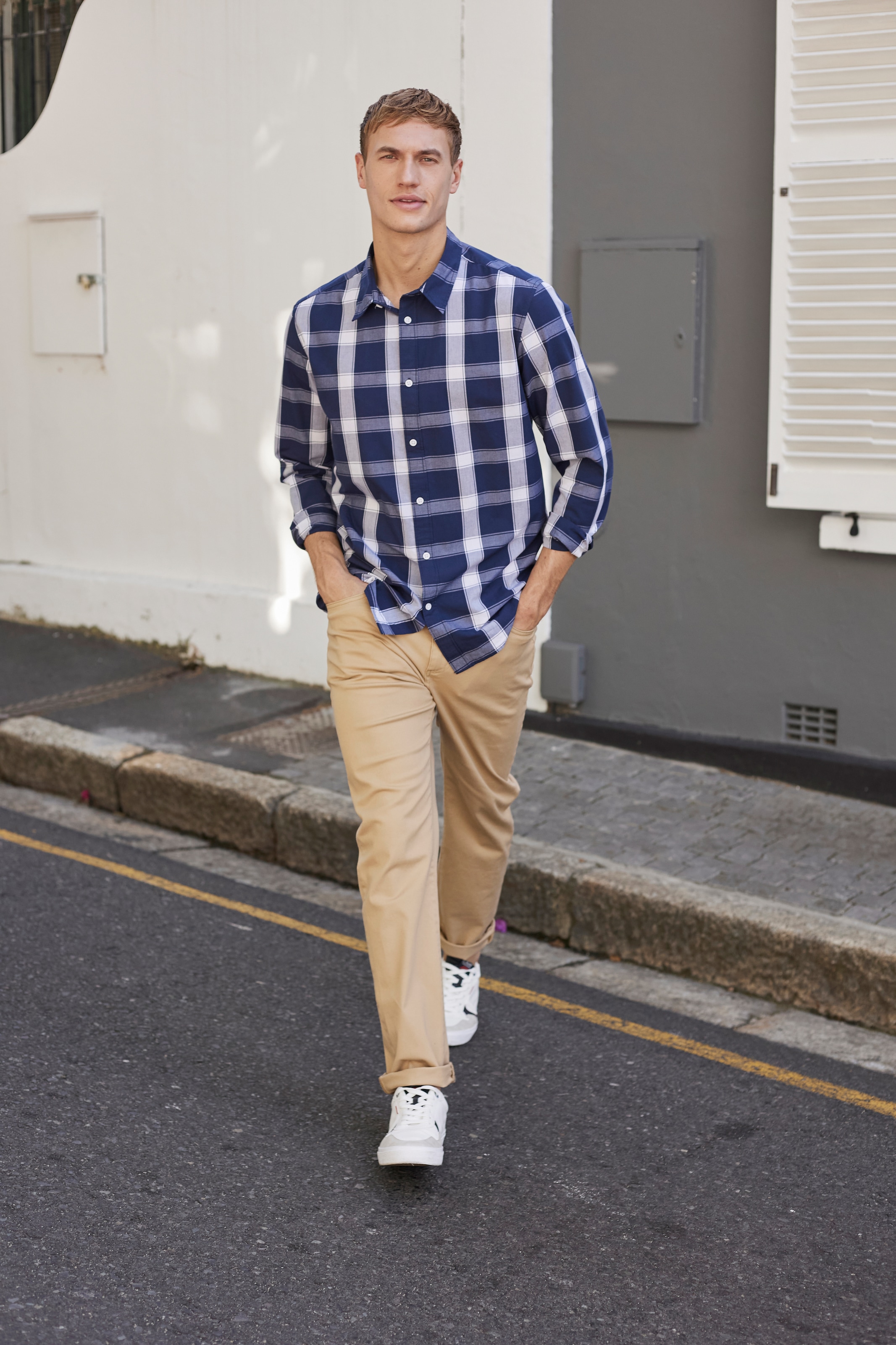 bonprix Langarmhemd »Langarmhemd aus reiner Baumwolle« mit Allover Karomuster