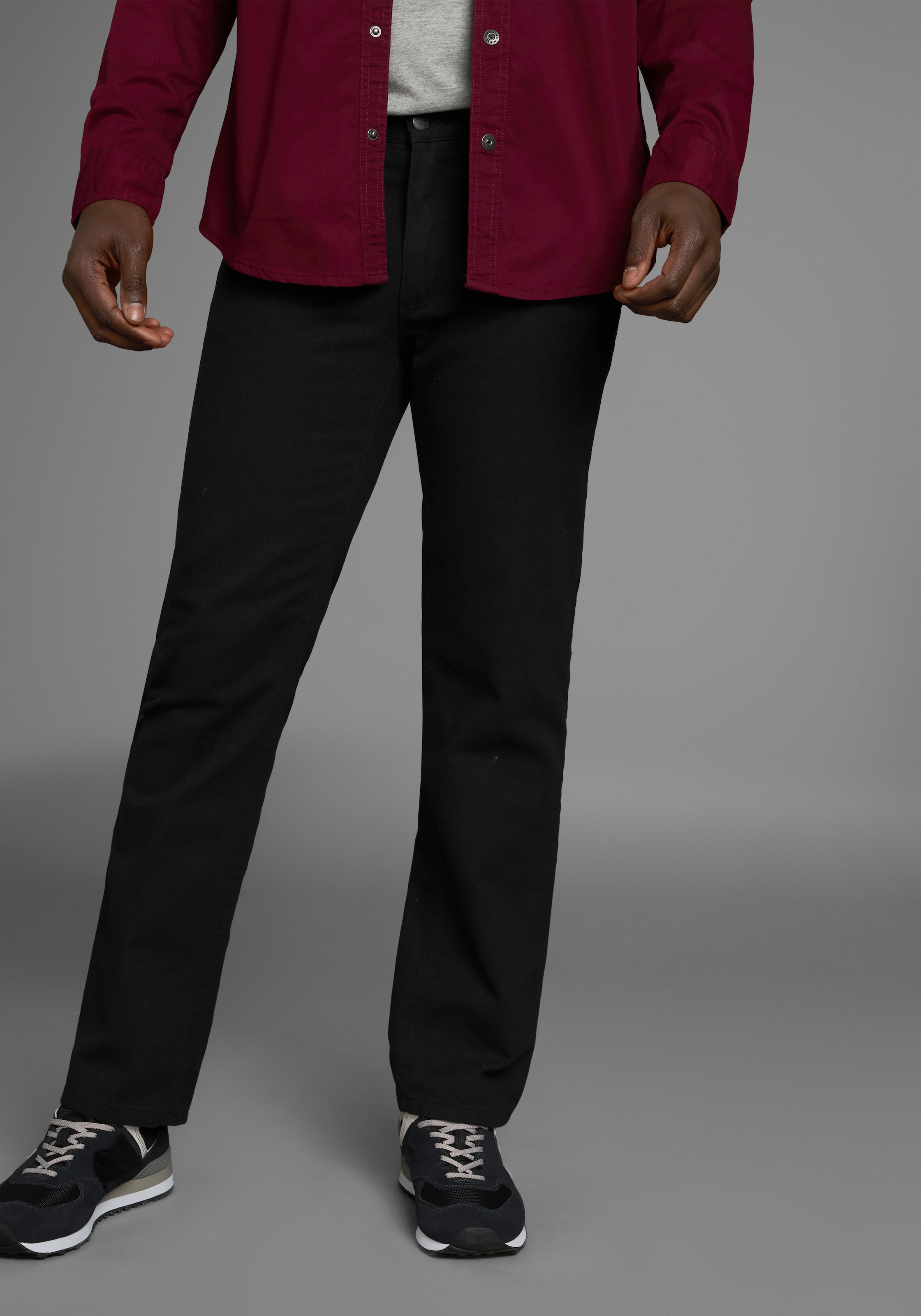 Arizona Regular-fit-Jeans »James«, regular fit, gerades Bein, Five-Pocket-Form, normale Leibhöhe