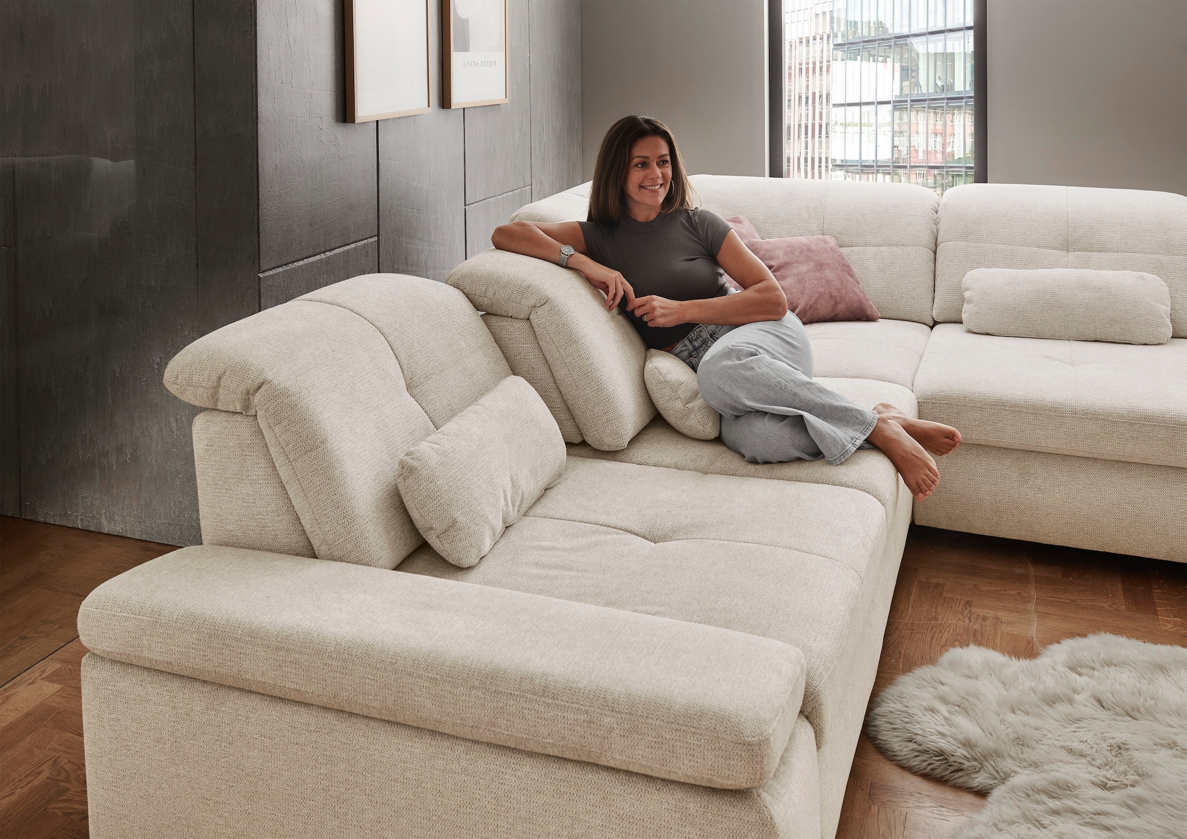 Die PlanBar Ecksofa »MP-IN16012 L-Form mit Federkern-Polsterung«, inkl. Sitztiefenverstellung, optional mit Funktionen