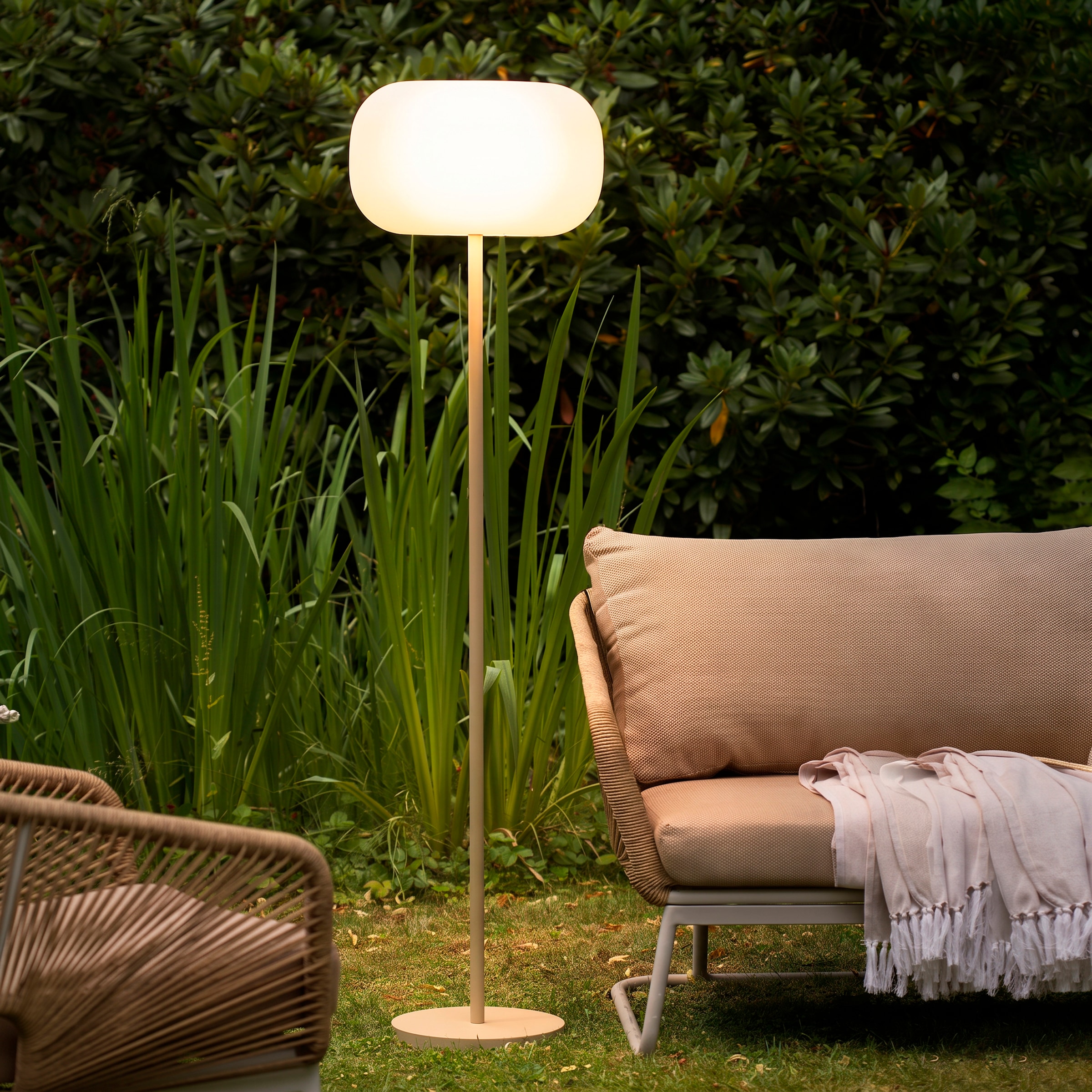 SCHÖNER WOHNEN-Kollektion LED Außen-Stehlampe »LUMARA« LED-Board 1 Stk. Warmweiß Kabellose Akku-Lampe, dimmbar, IP54, Macchiato – für innen & außen