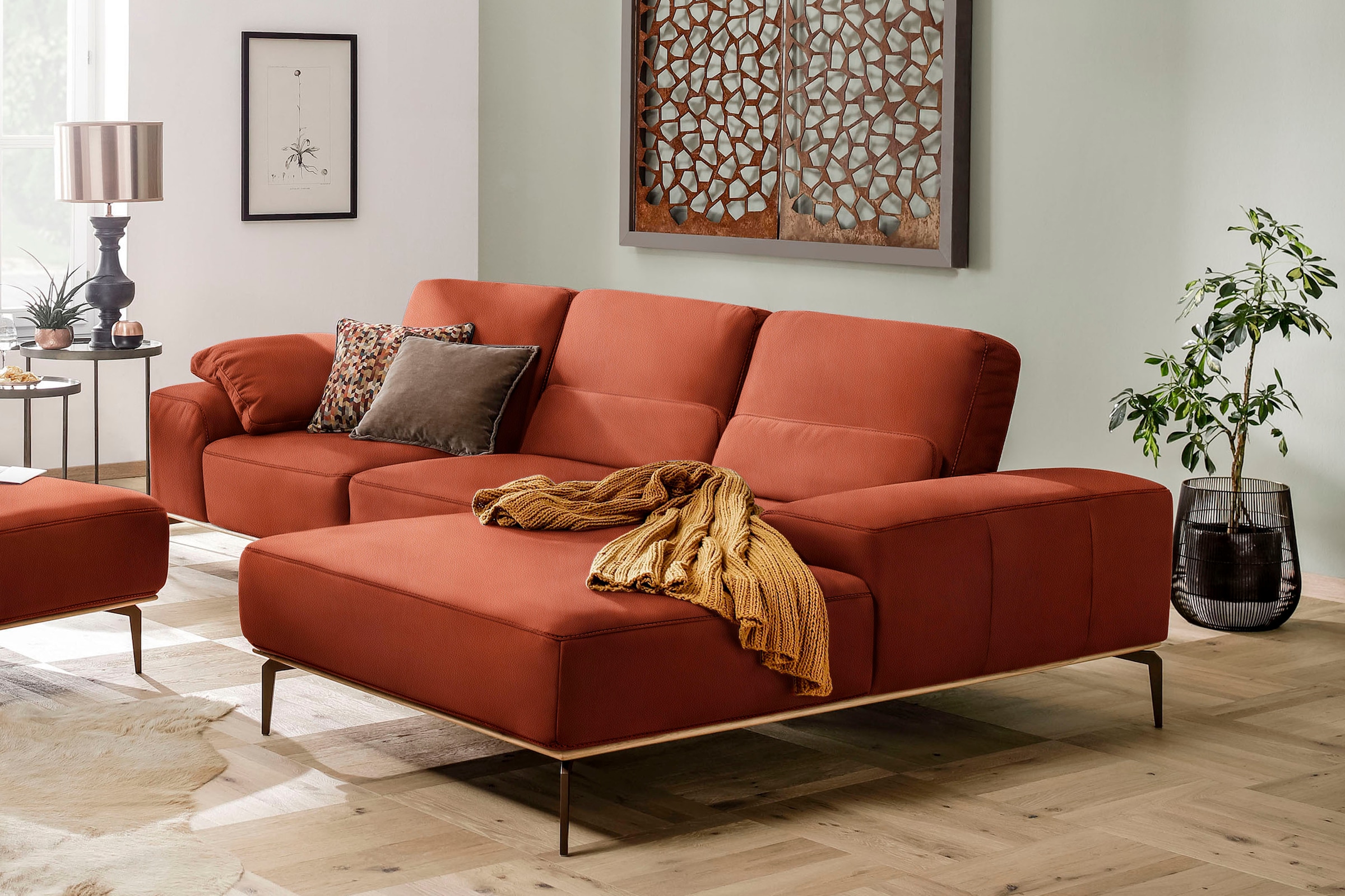 W.SCHILLIG Ecksofa »run, Designsofa mit tollem Sitzkomfort, L-Form«, mit Holzsockel, Füße in Bronze pulverbeschichtet, Breite 299 cm