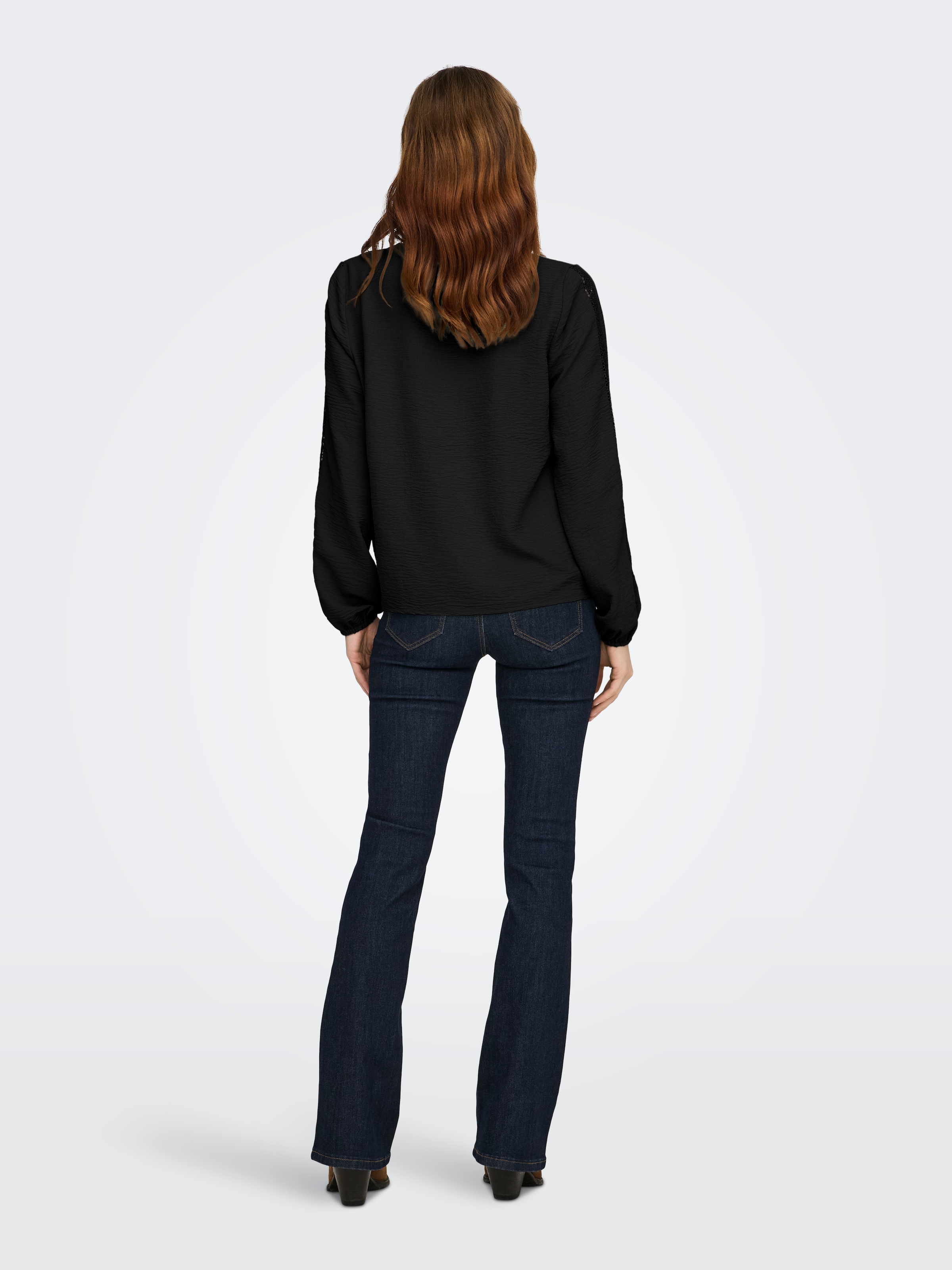 ONLY Langarmbluse »ONLGREGOR METTE LS LACE TOP WVN« Kunstfaser, regular fit, V-Ausschnitt, Regular Waist