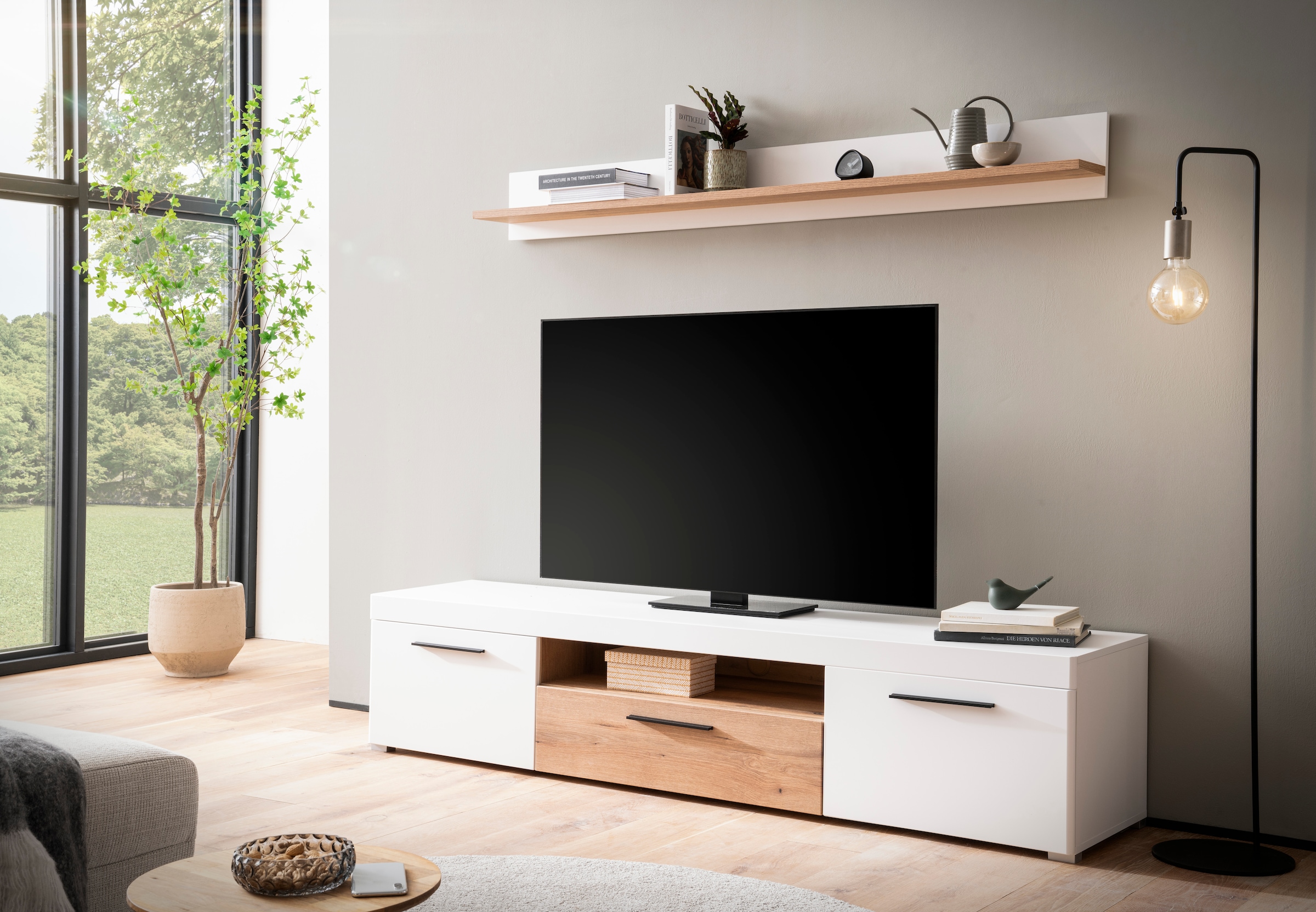 INOSIGN Wohnwand »Salerno, moderne Anbauwand, Wohnzimmer-Set, Weiß mit Eiche Evoke Dekor«, (Set, 2 St.), enthält Lowboard + Wandboard, Metallgriffe, 205 cm breit