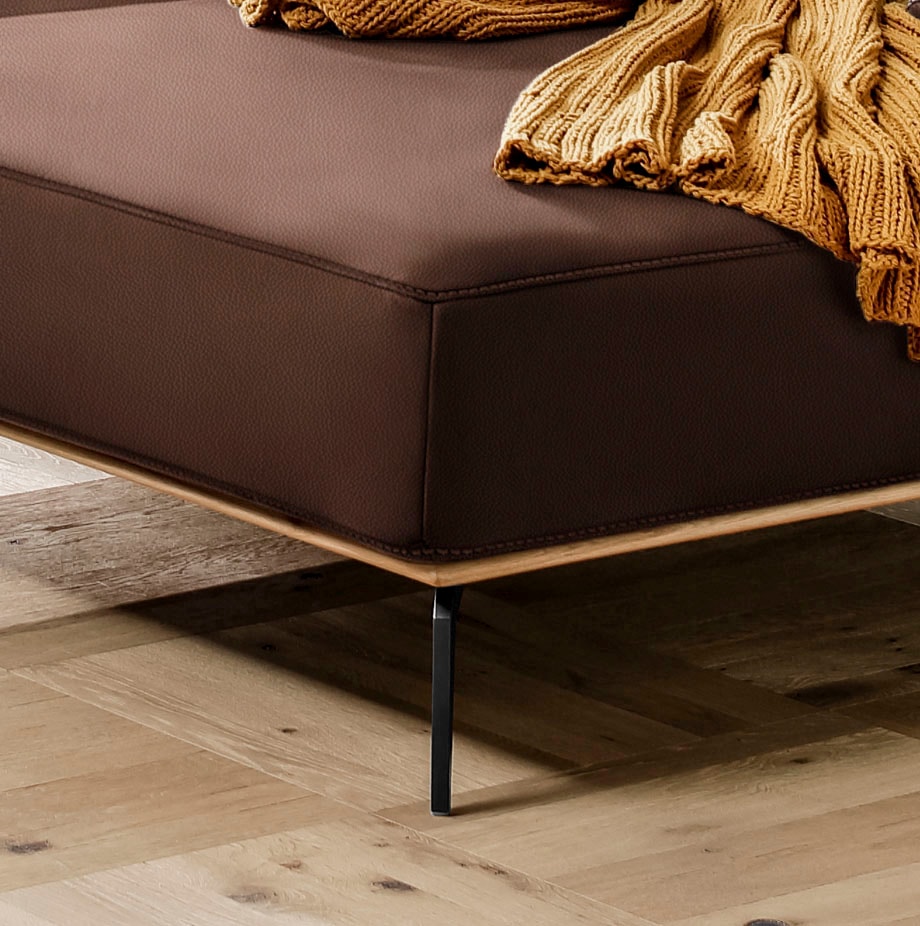 W.SCHILLIG Ecksofa »run, Designsofa mit tollem Sitzkomfort, bequem, L-Form«, mit Holzsockel, Füße in Schwarz pulverbeschichtet, Breite 319 cm