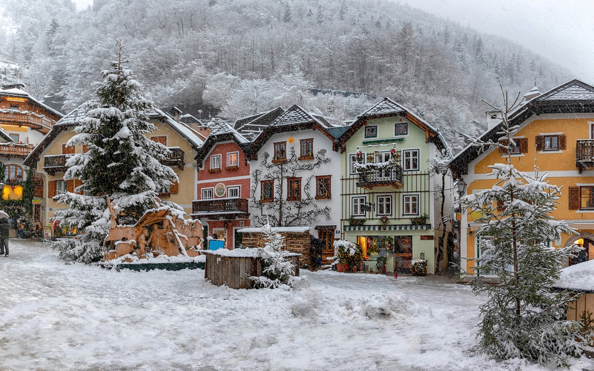 Papermoon Fototapete »Dorf im Schnee« günstig online kaufen