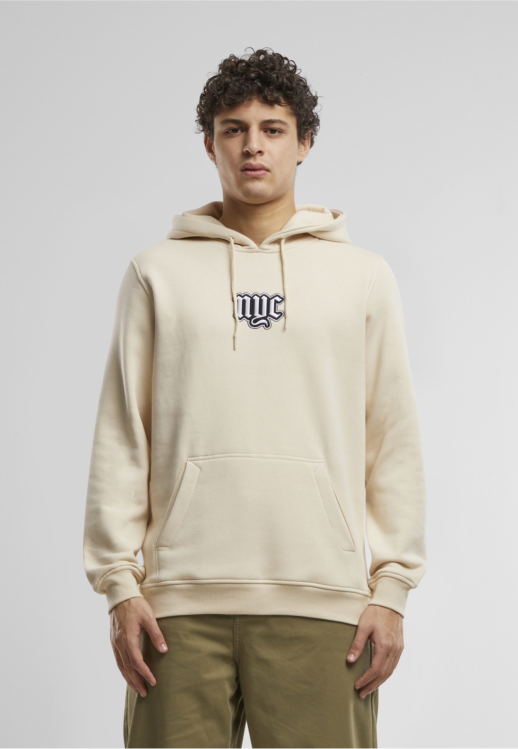 MisterTee Kapuzenpullover »MisterTee NYC Old English Wording Patch Hoody« 1 Stk.