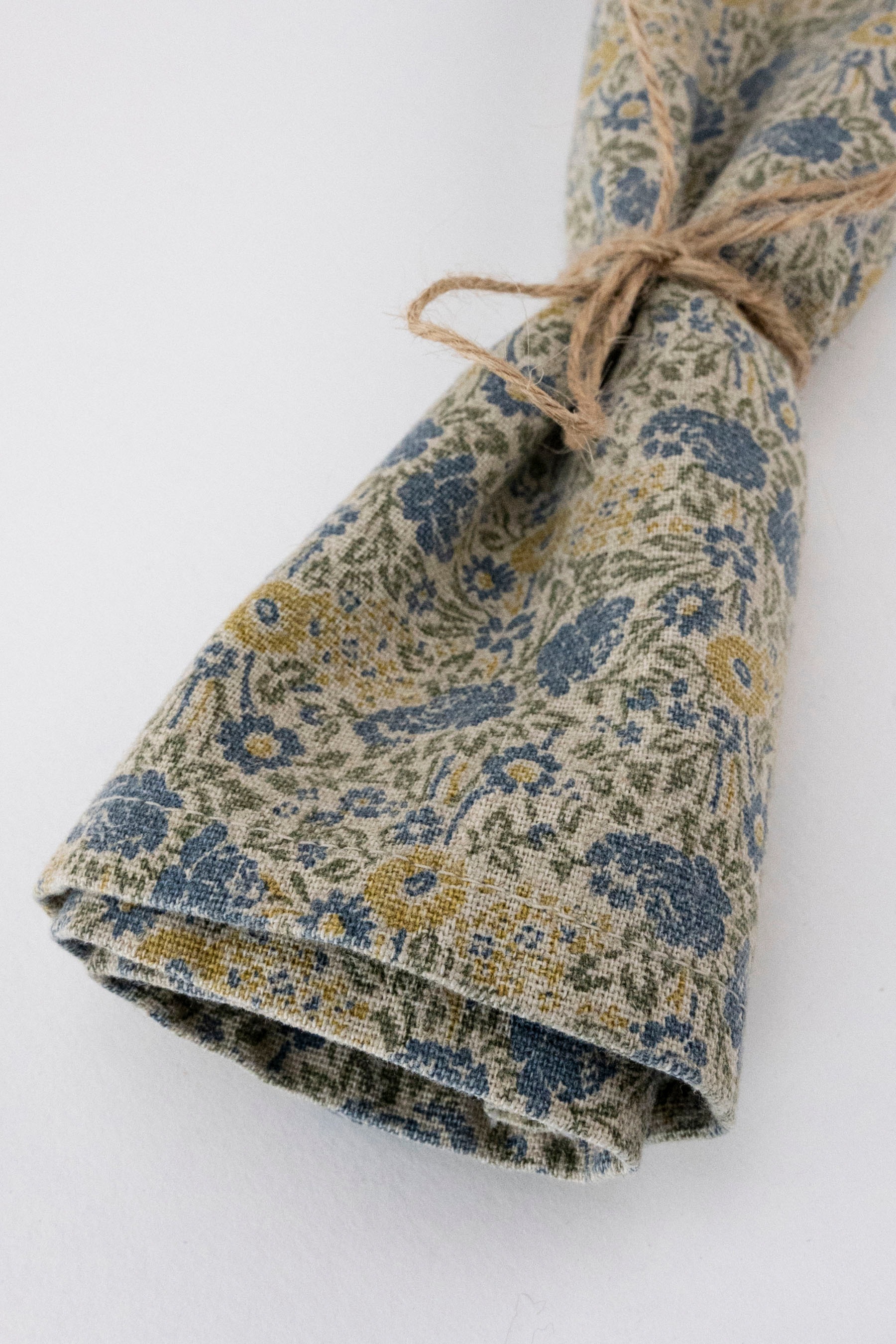 LAURA ASHLEY Stoffserviette »Daniela, mit Blumenmotiv«, (Set, 4 St.), 45x45 cm