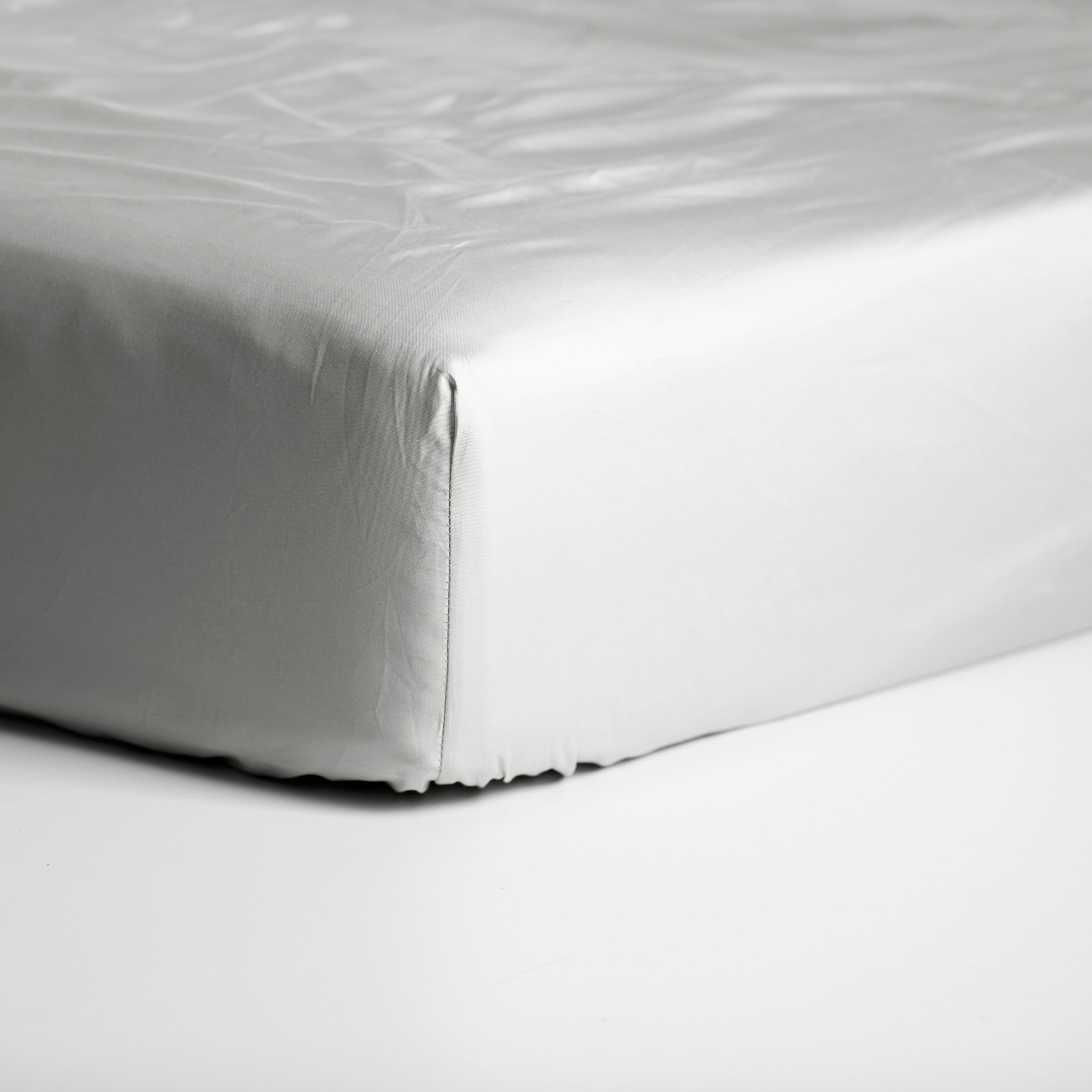 Cinderella Spannbettlaken »Cinderella Sundays Satin, für Matratzen bis 25 c günstig online kaufen