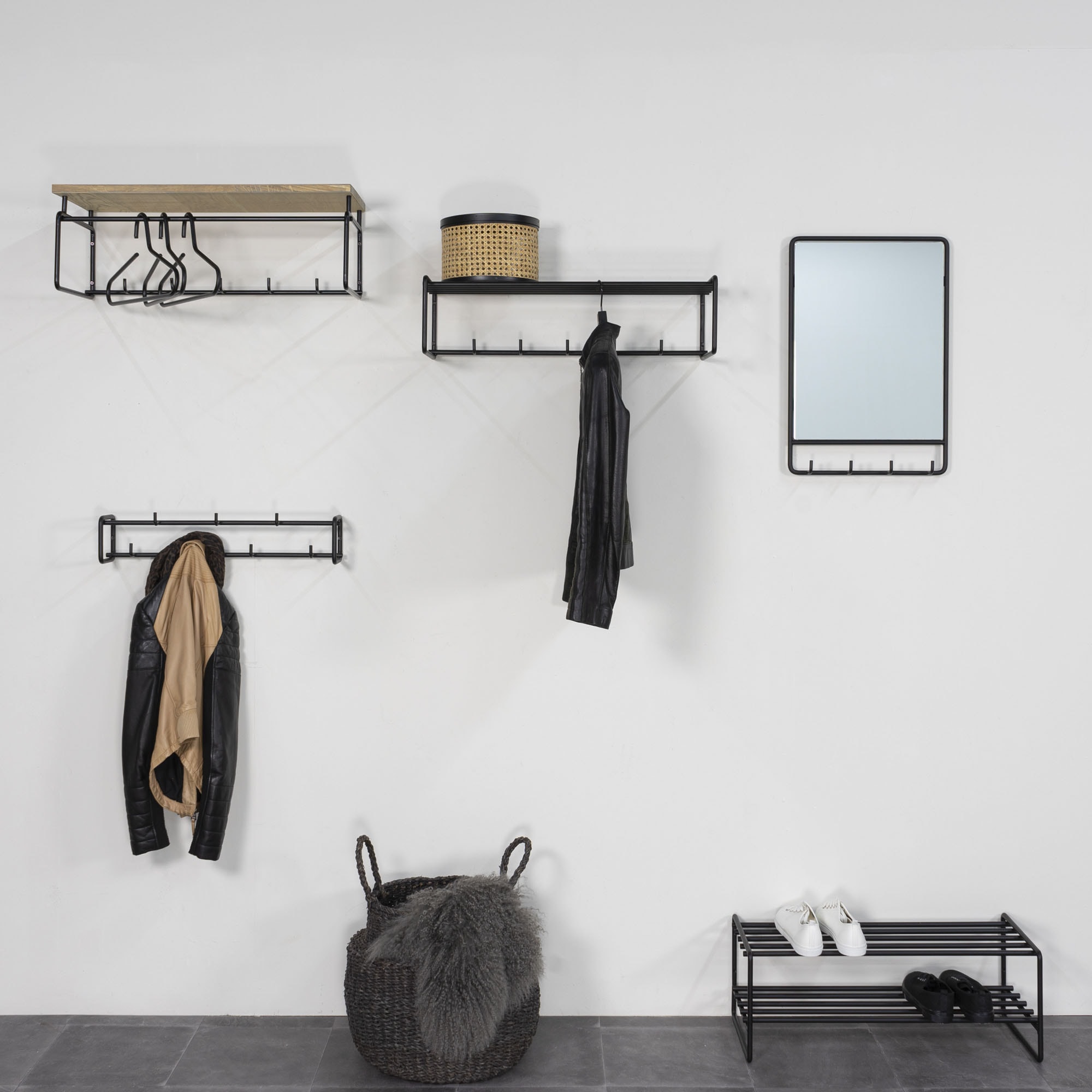 Spinder Design Garderobenleiste »CLINT 1«, (1 St.), Schlanke, minimalistische Wandgarderobe va Stahl mit 8 Haken