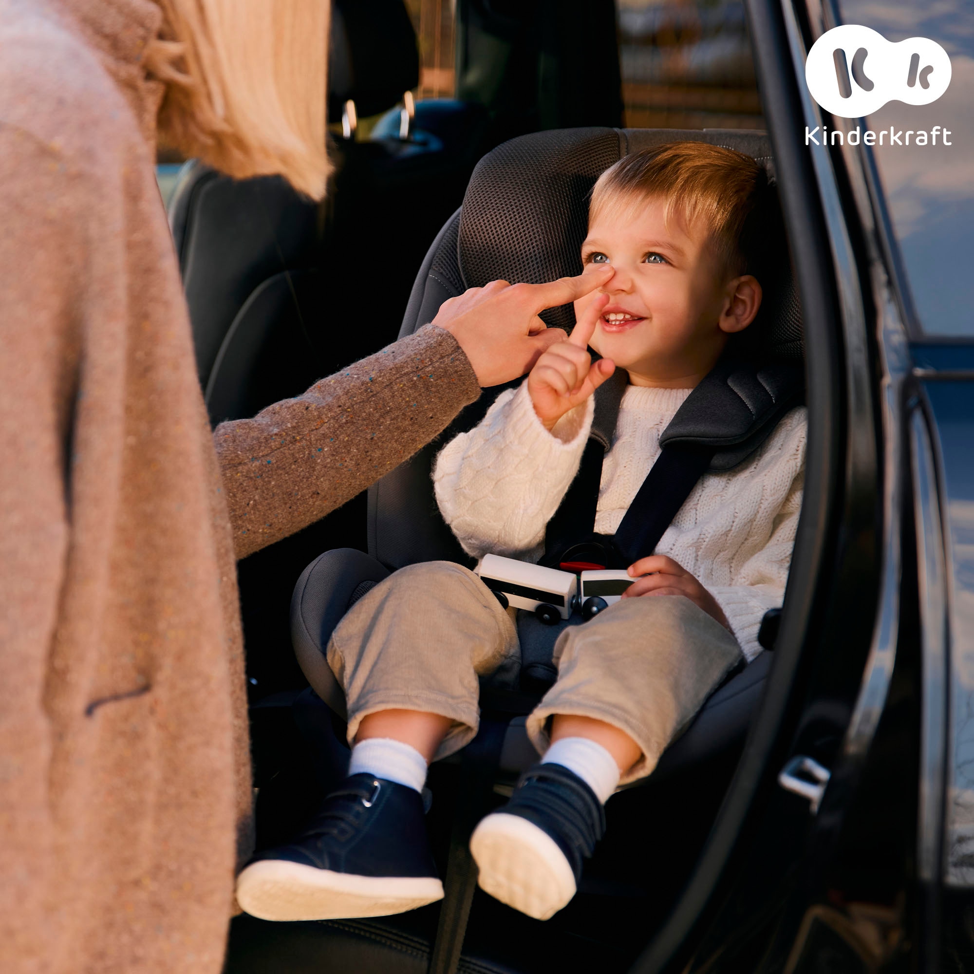 Kinderkraft Autokindersitz »XRIDER 2 i-Size« Klasse 0 / 1 / II / III (bis 36 kg) 360° – drehbarer Kindersitz