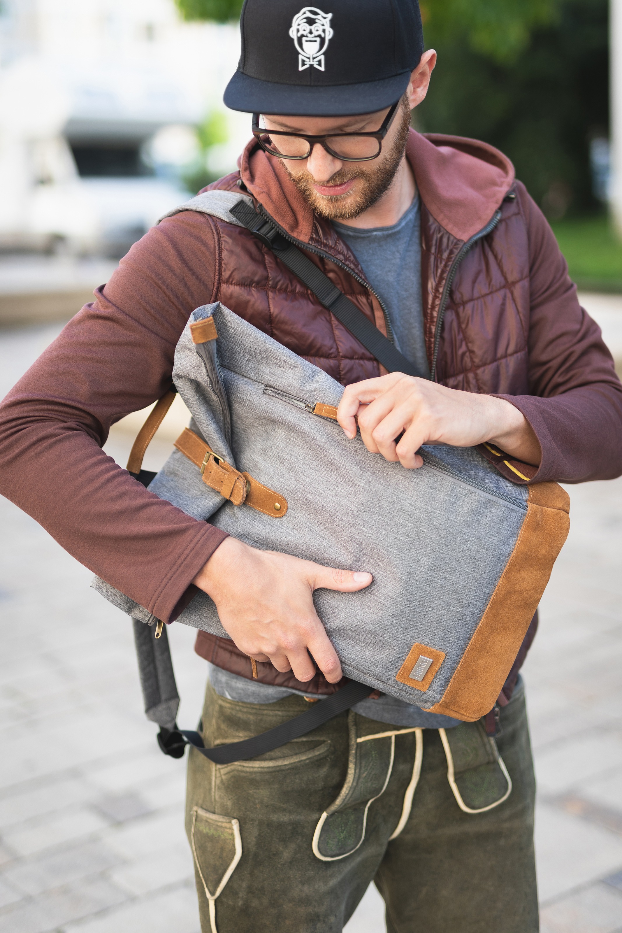 Fillikid Wickelrucksack »Rolltop Berlin, grau melange«, Reflektoren, inkl. Wickeltunterlage