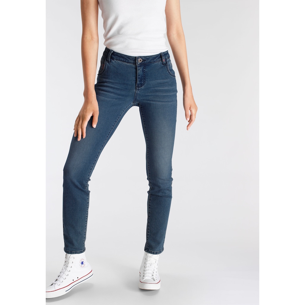 Alife & Kickin Push-up-Jeans »JOGG SLIM LOW RISE AkiraAK«, NEUE KOLLEKTION
