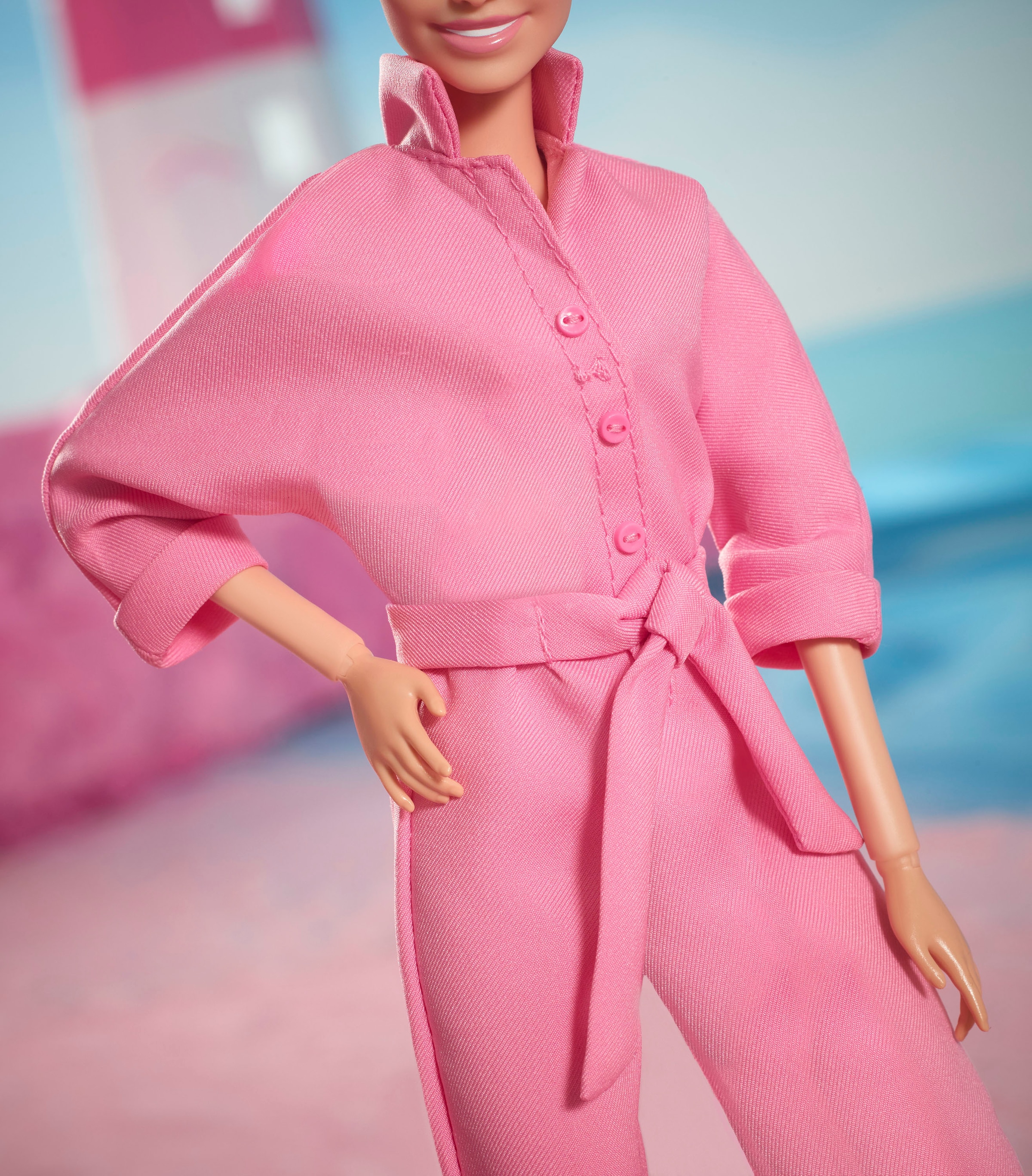 6. Bild von Barbie Anziehpuppe »Barbie Signature The Movie, Margot Robbie im rosa Jumpsuit«