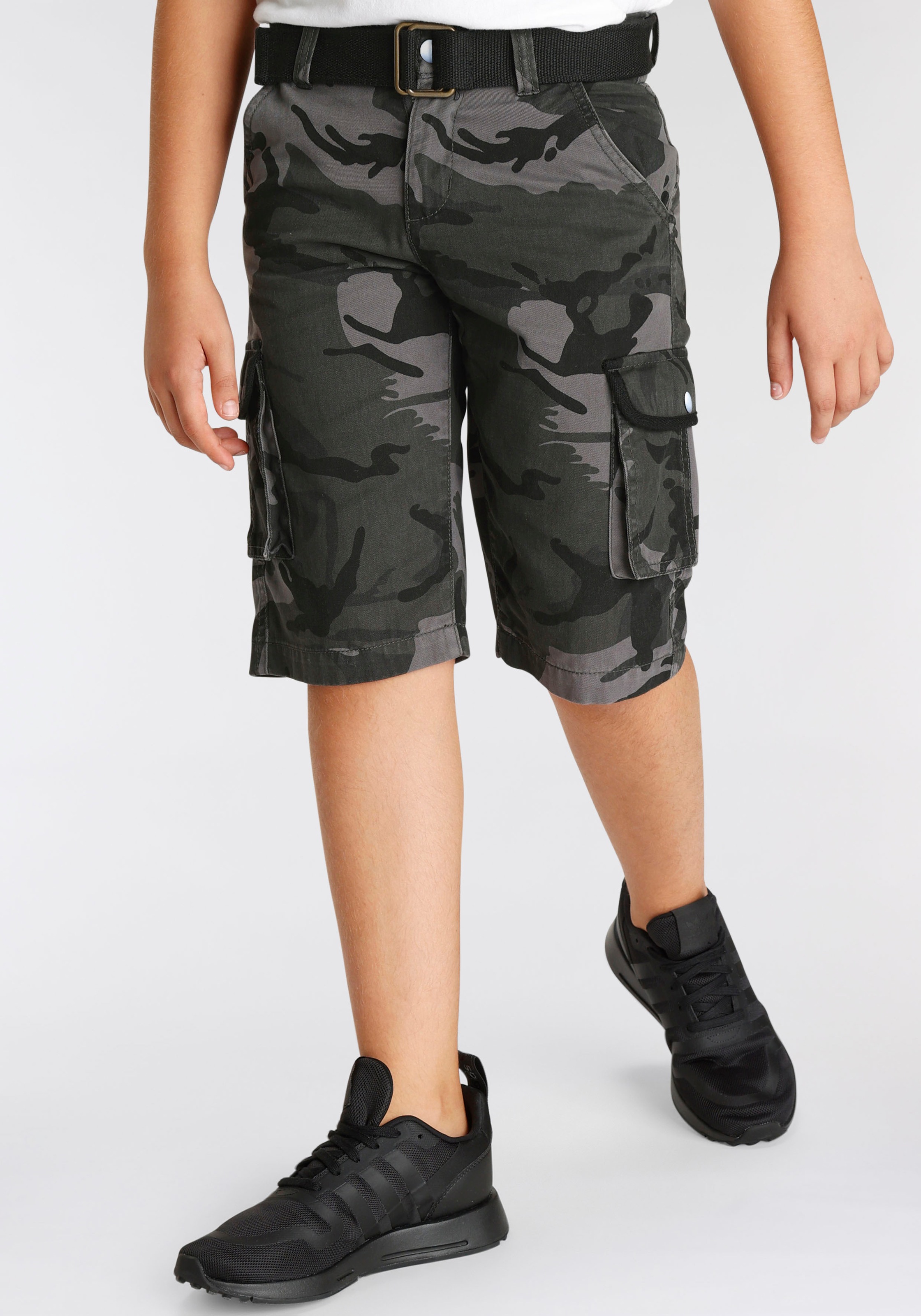 2. Bild von KIDSWORLD Bermudas »Bermudas+Gürtel«, (Set, 2 tlg., mit Gürtel), mit Textilgürtel