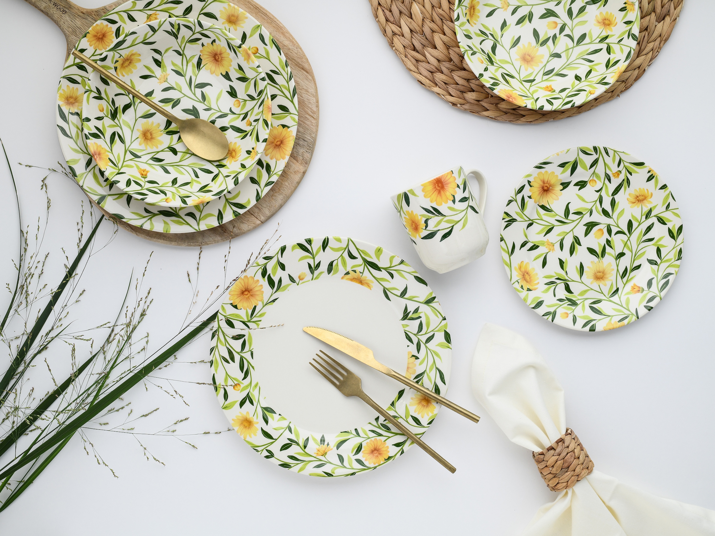 CreaTable Kombiservice »Amarilla, Kombi-Service 16-tlg« Blumendekor, Blättermotiv