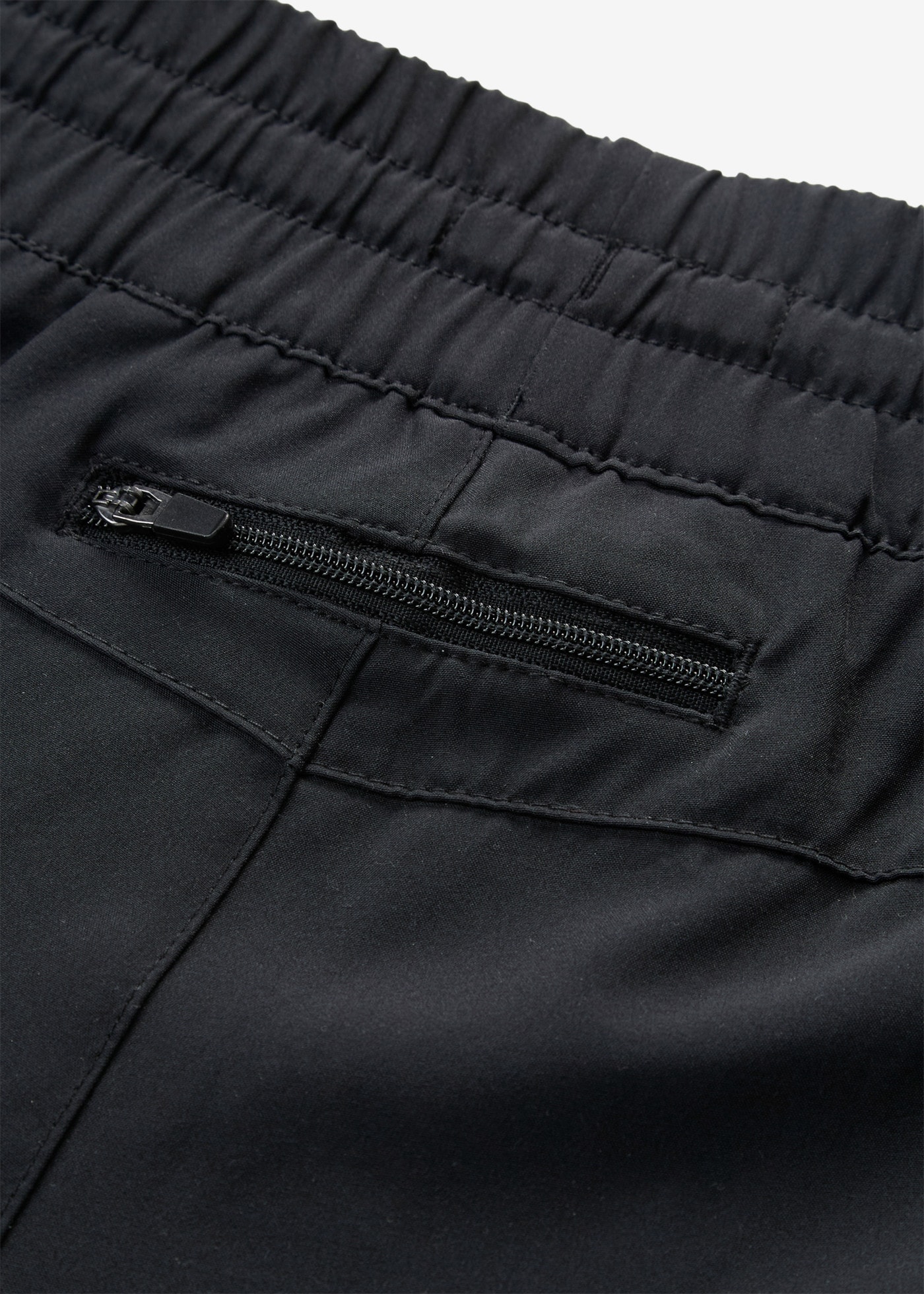 bonprix Funktionshose  in 7/8 länge, Seitenschlitze mit Zipper, Reißverschlusstasche hinten