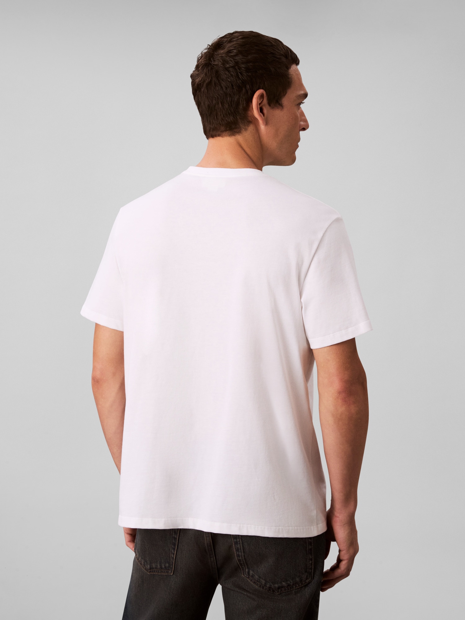 Calvin Klein T-Shirt »SS 20S EU CALVIN CURSIVE GRAPHIC« Mit Rundhalsausschnitt, regular fit