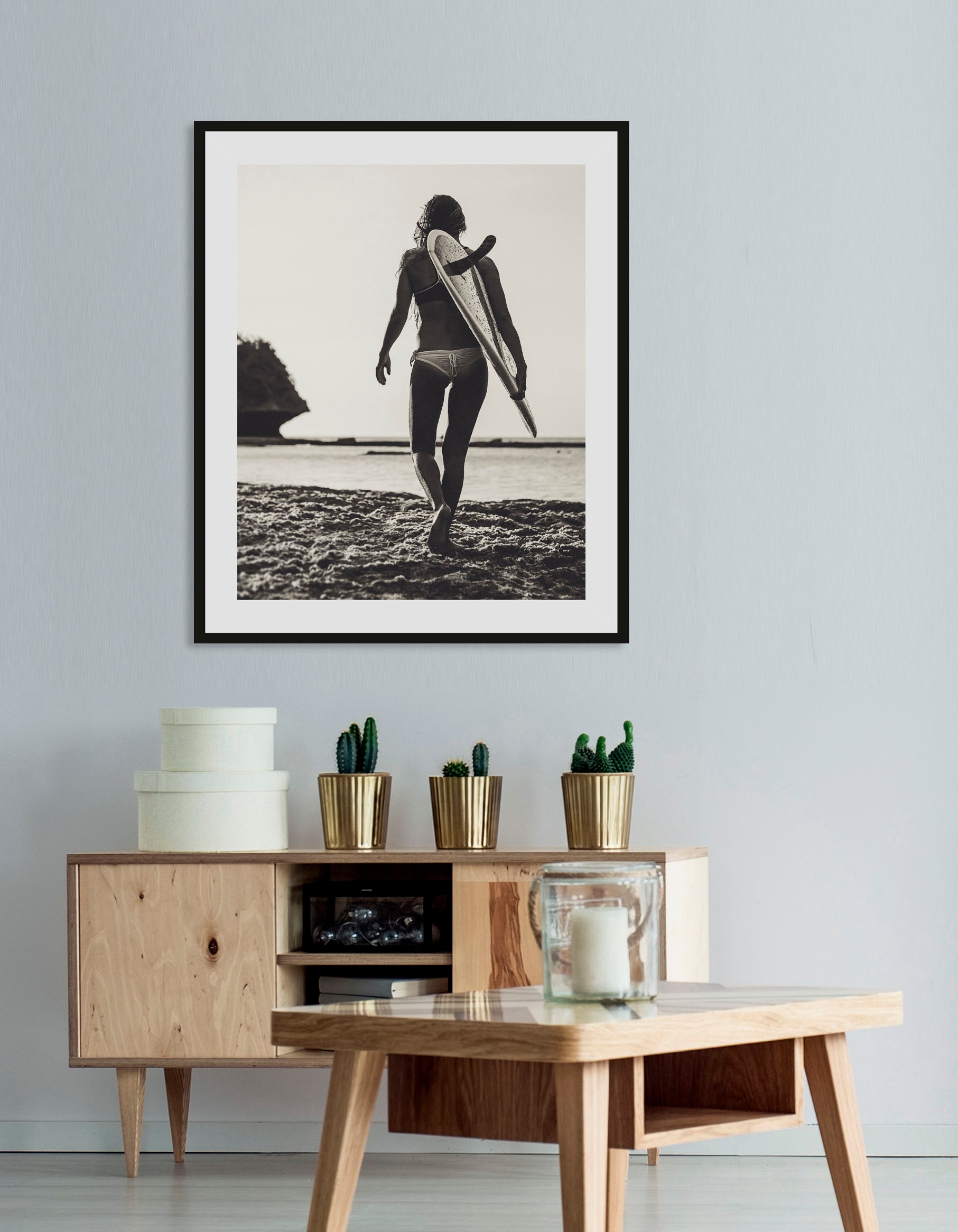 queence Bild »OAKLAND«, Strand-Meer-Meer Bilder-Schwarz-Weiß-Sport-Frau-Bilder von Frauen, (1 St.), HD Premium Poster-Druck inkl. Holzrahmen