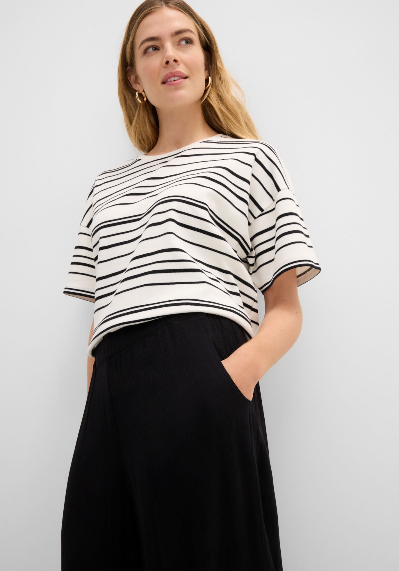 bonprix Haremshose  aus Viskose, lockere Passform, mit Mandala-Print, Casual Stil