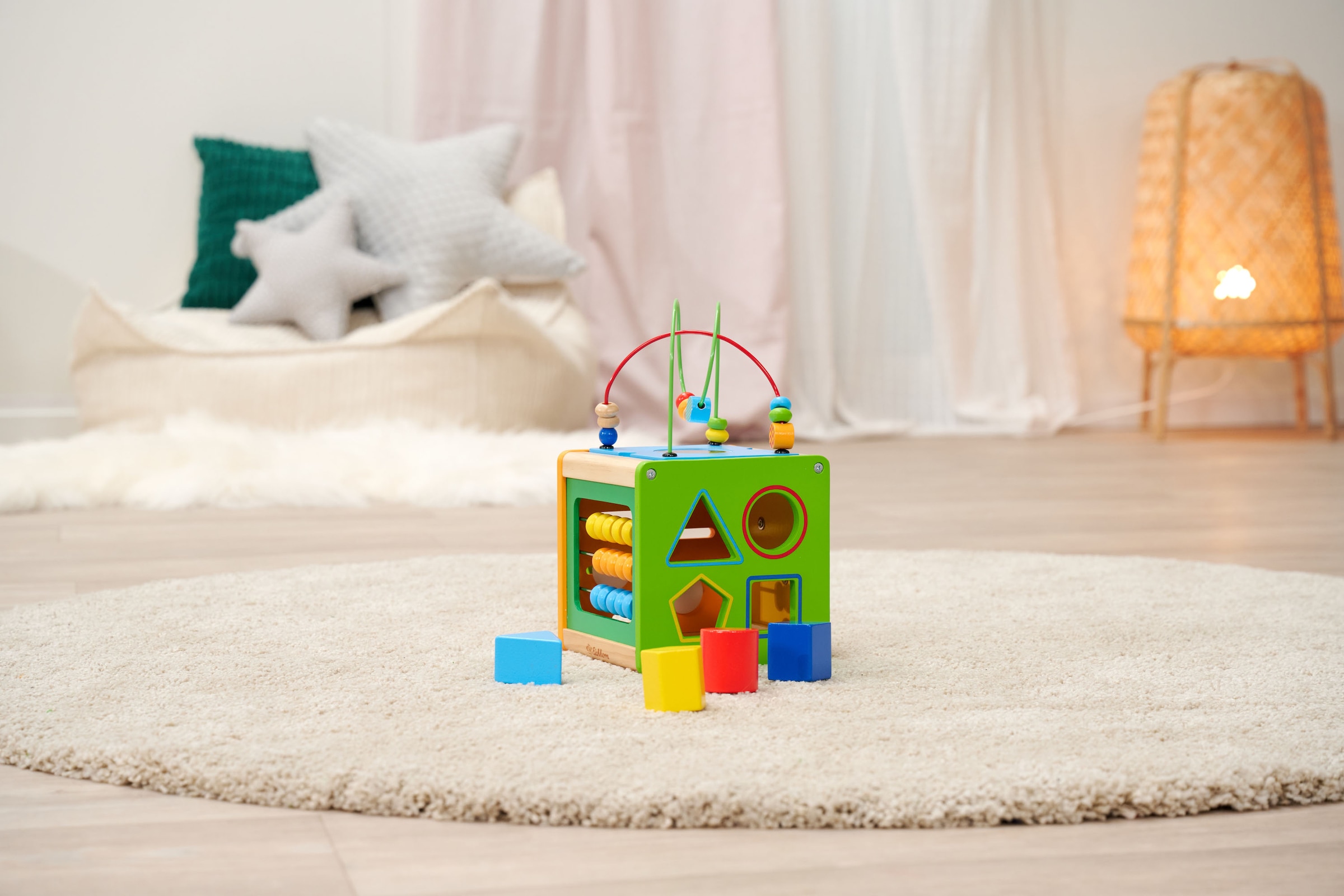 Eichhorn Motorikwürfel »Kleiner Spiel- und Lernwürfel« mit abnehmbarer Motorikschleife