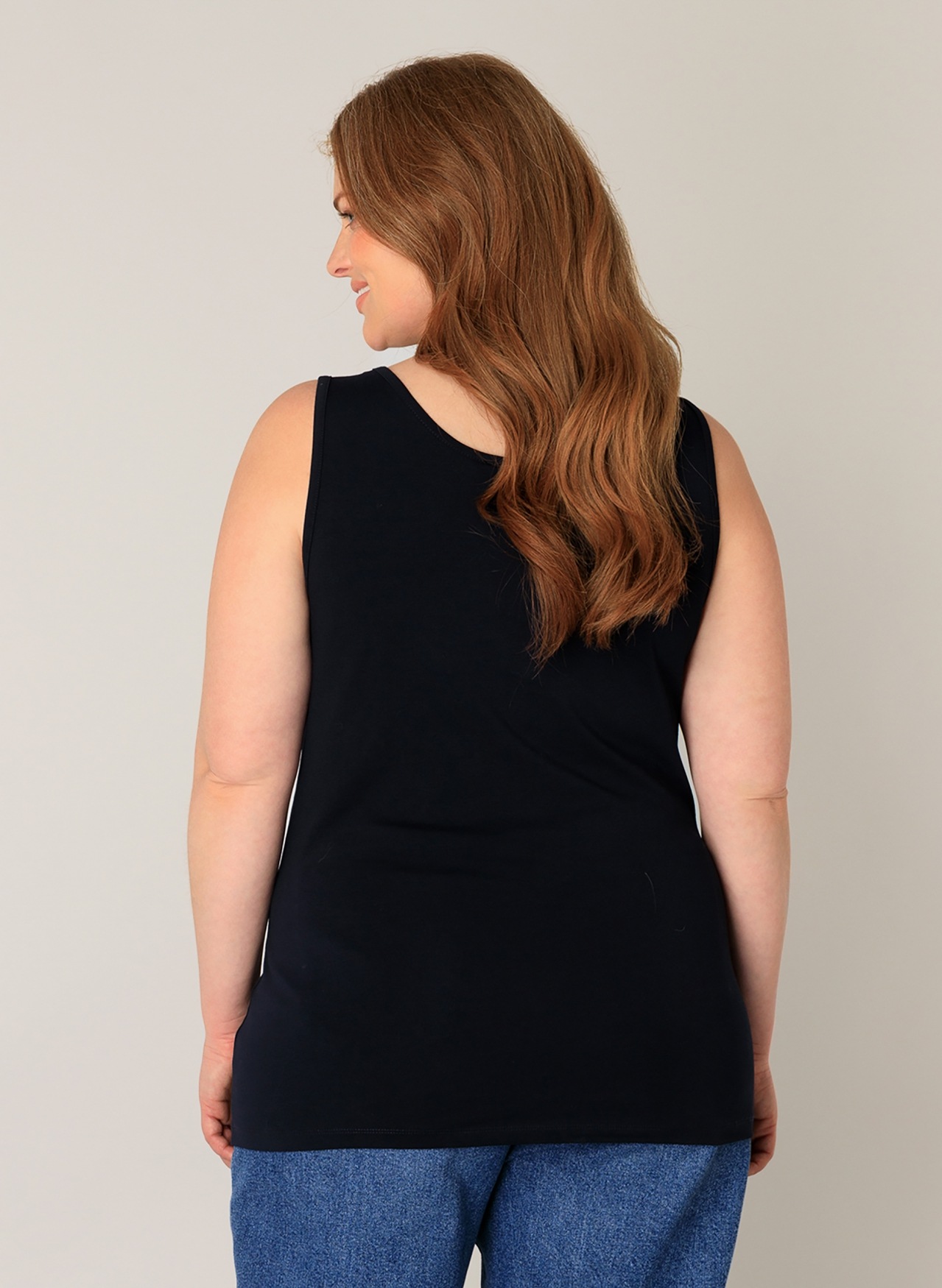 Base Level Curvy Tanktop, in großen Größen