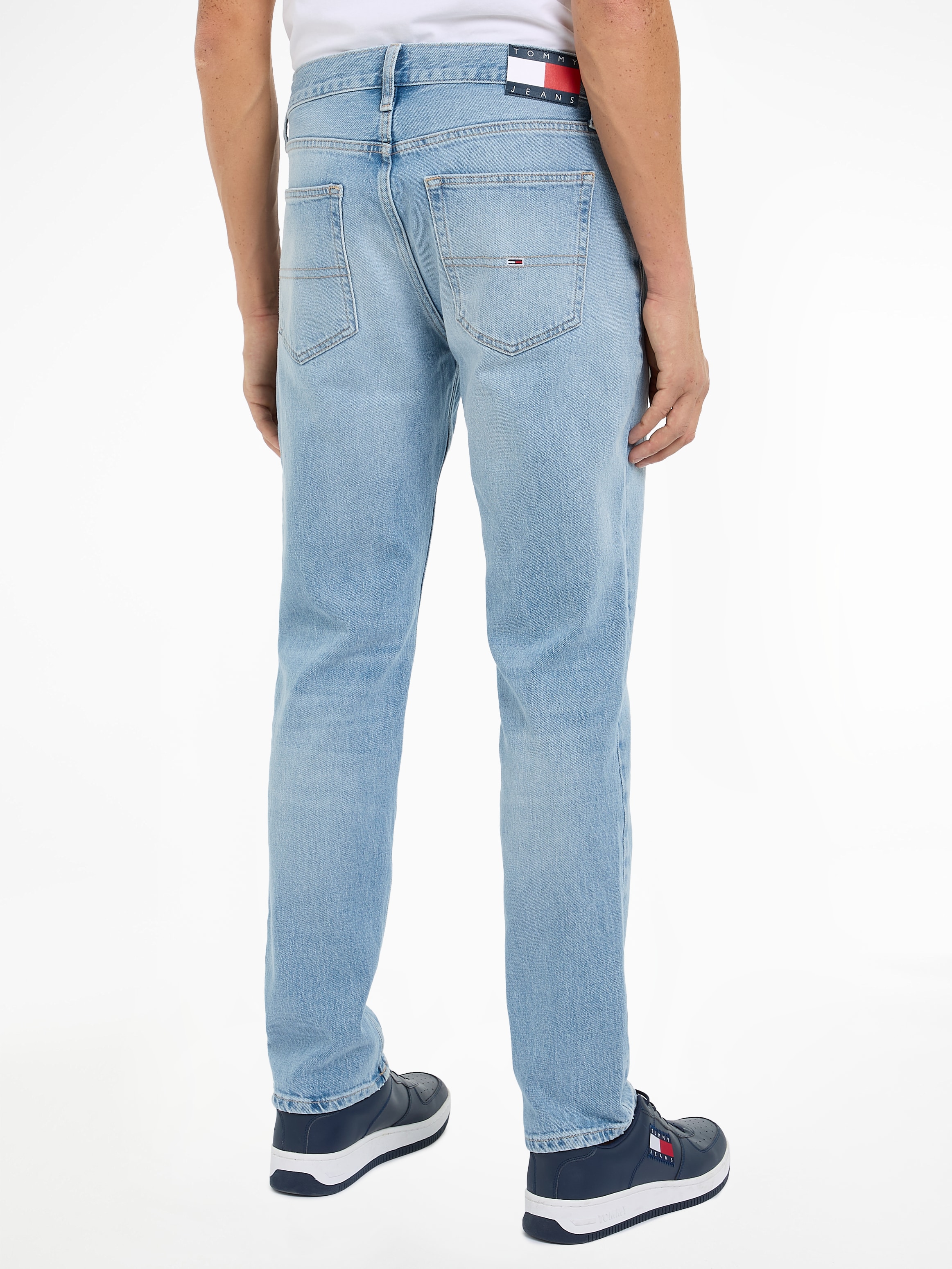 Tommy Jeans Slim-fit-Jeans »RYAN SLIM STRAIGHT«, mit Logoprägung