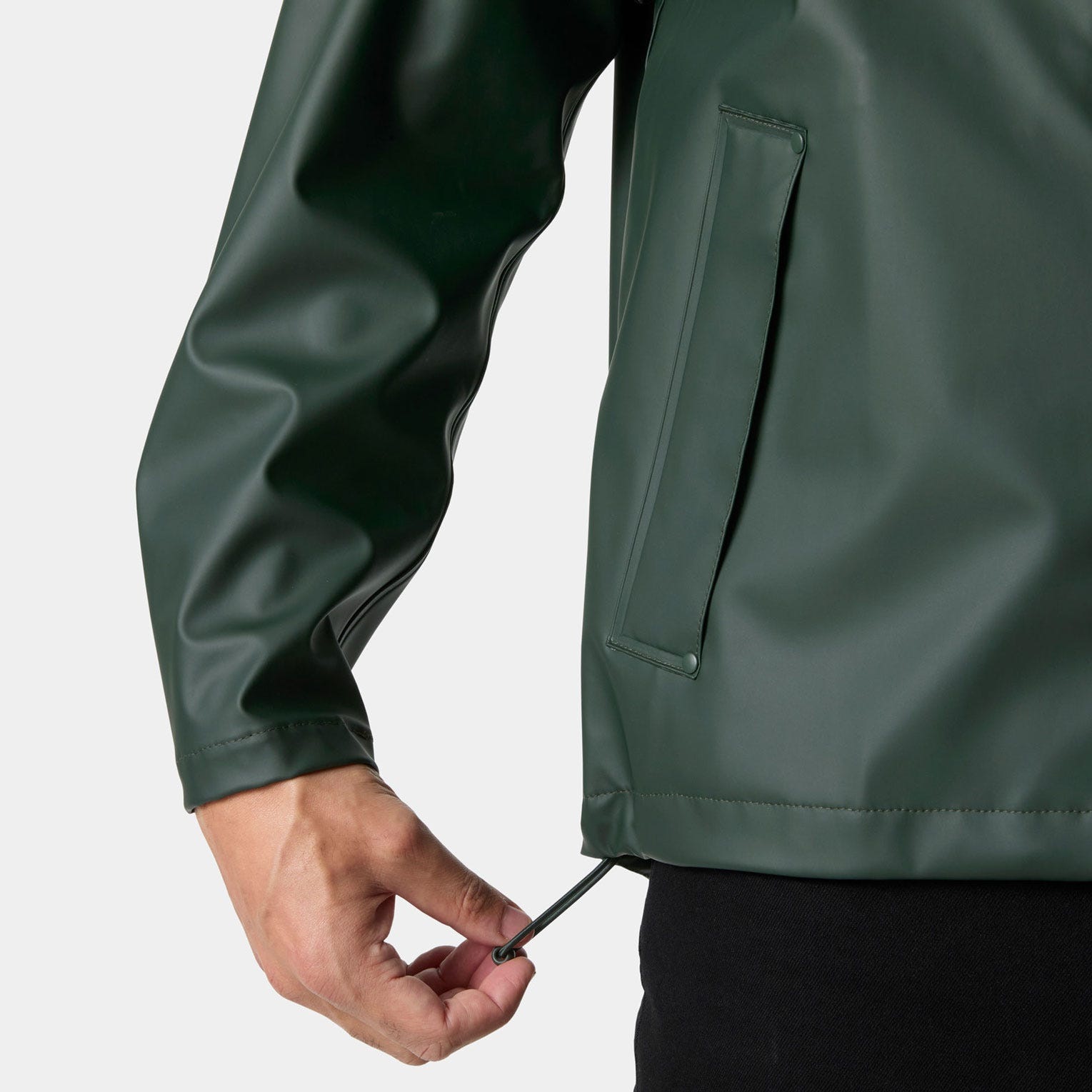Helly Hansen Regenjacke »MOSS JACKET« mit Kapuze sportlich, mit wasserdichter Helox+®-Gewebetechnologie, winddicht