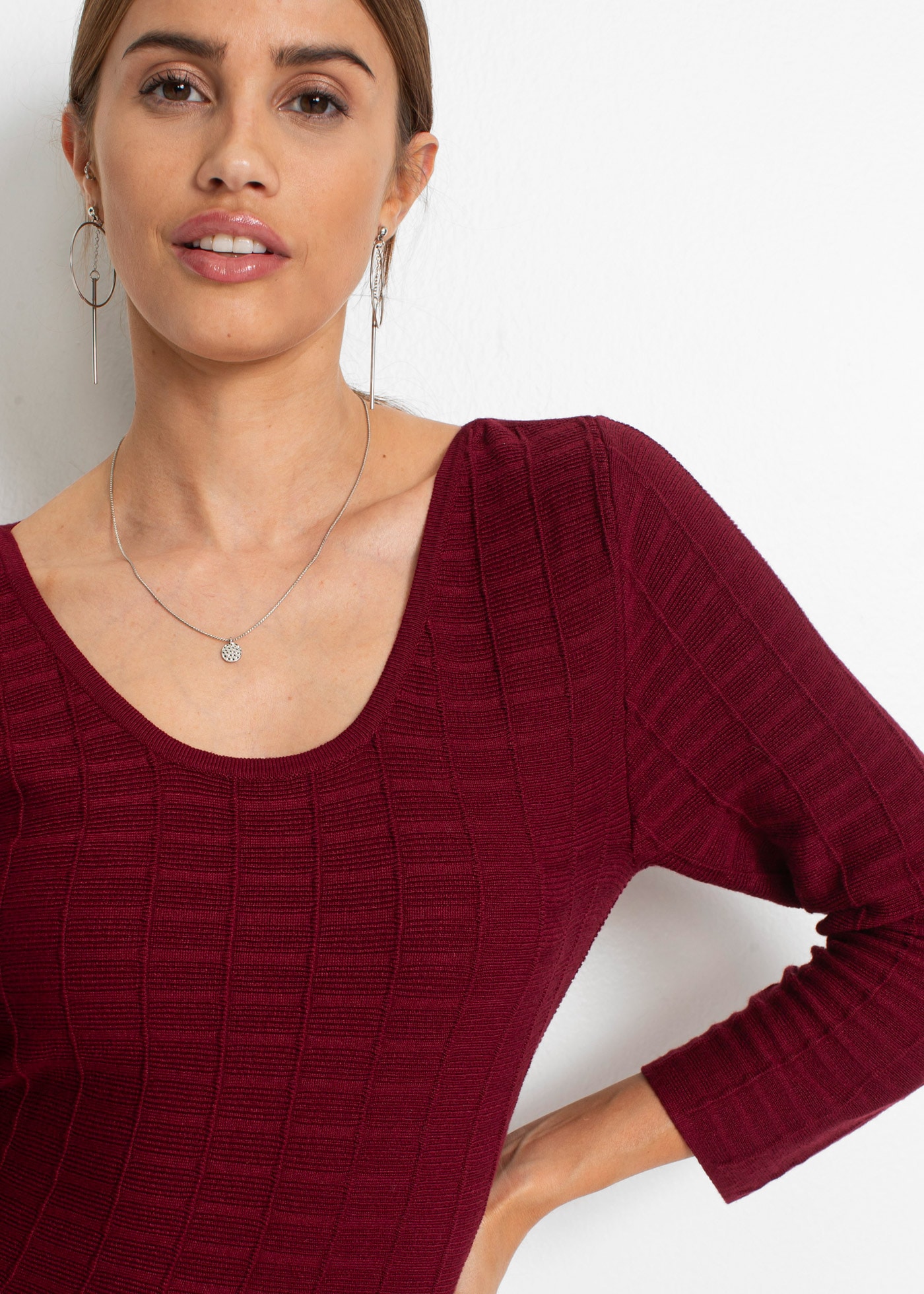 bonprix Strickkleid »Strickkleid aus fließendem Viskose-Mix« Strickkleid aus fließendem Viskose-Mix